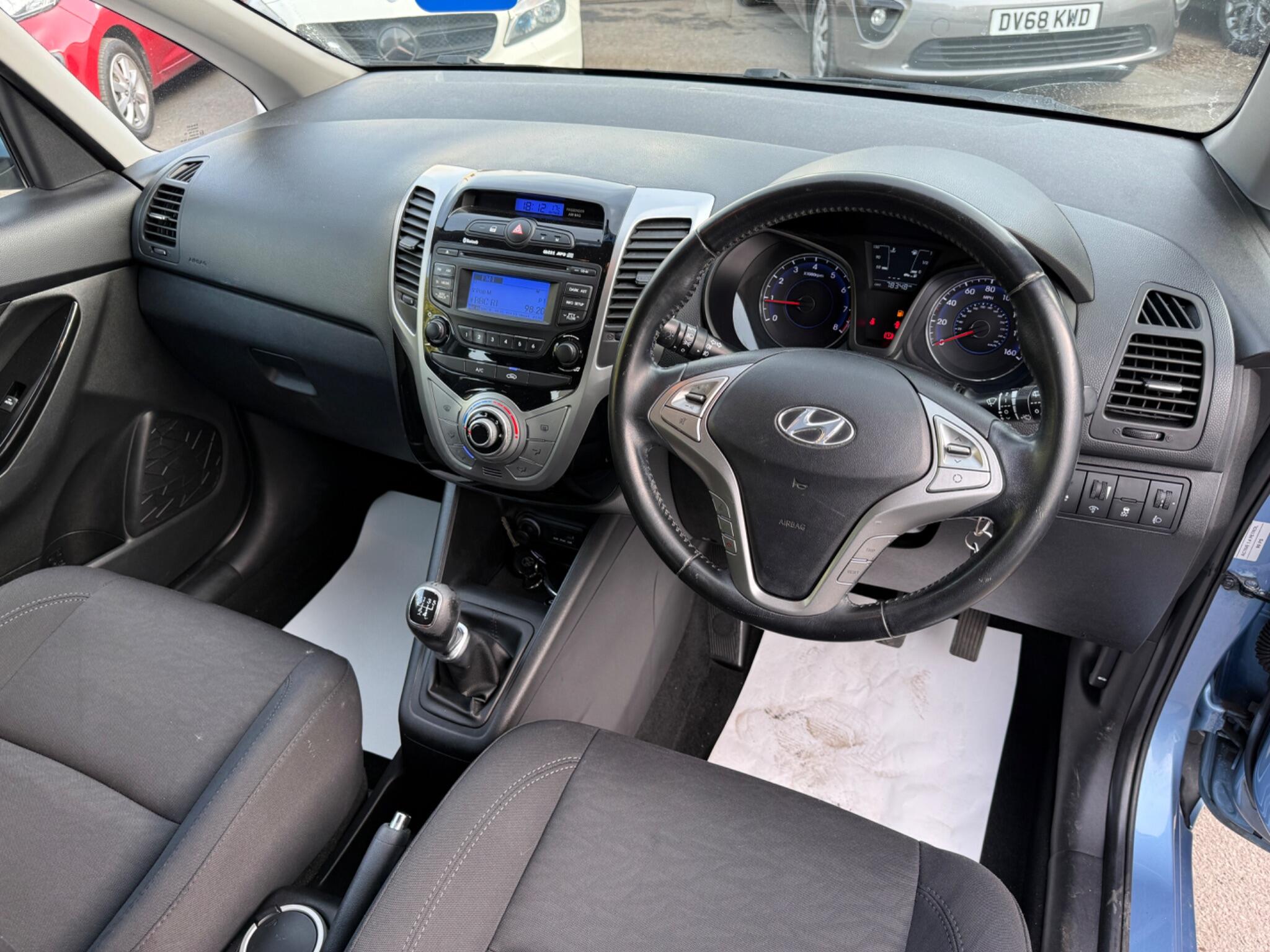 Hyundai ix20 - Image 35