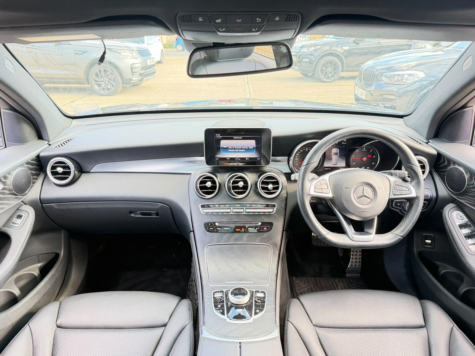 Mercedes-Benz GLC view 11