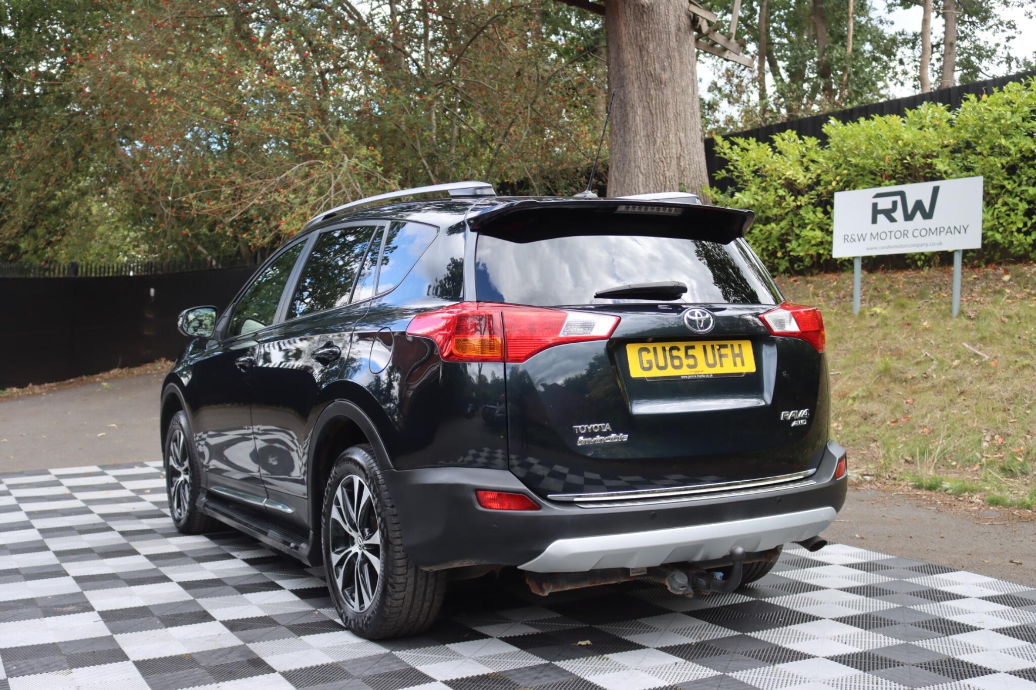 Toyota Rav4 view 15