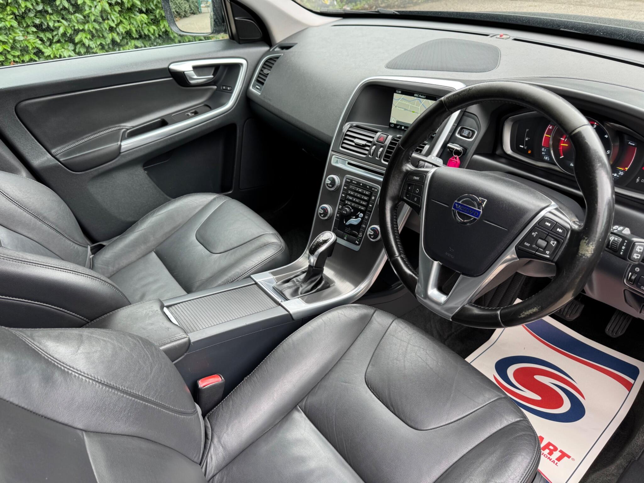 Volvo XC60 view 10