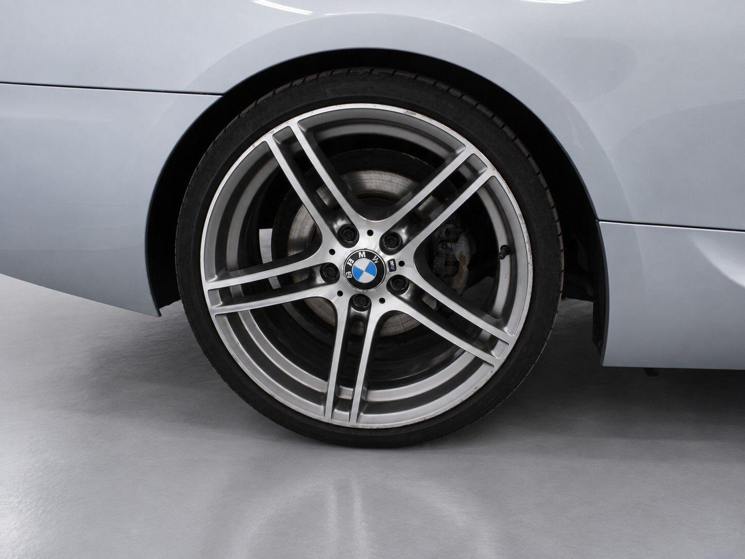 BMW 3 Series view 56