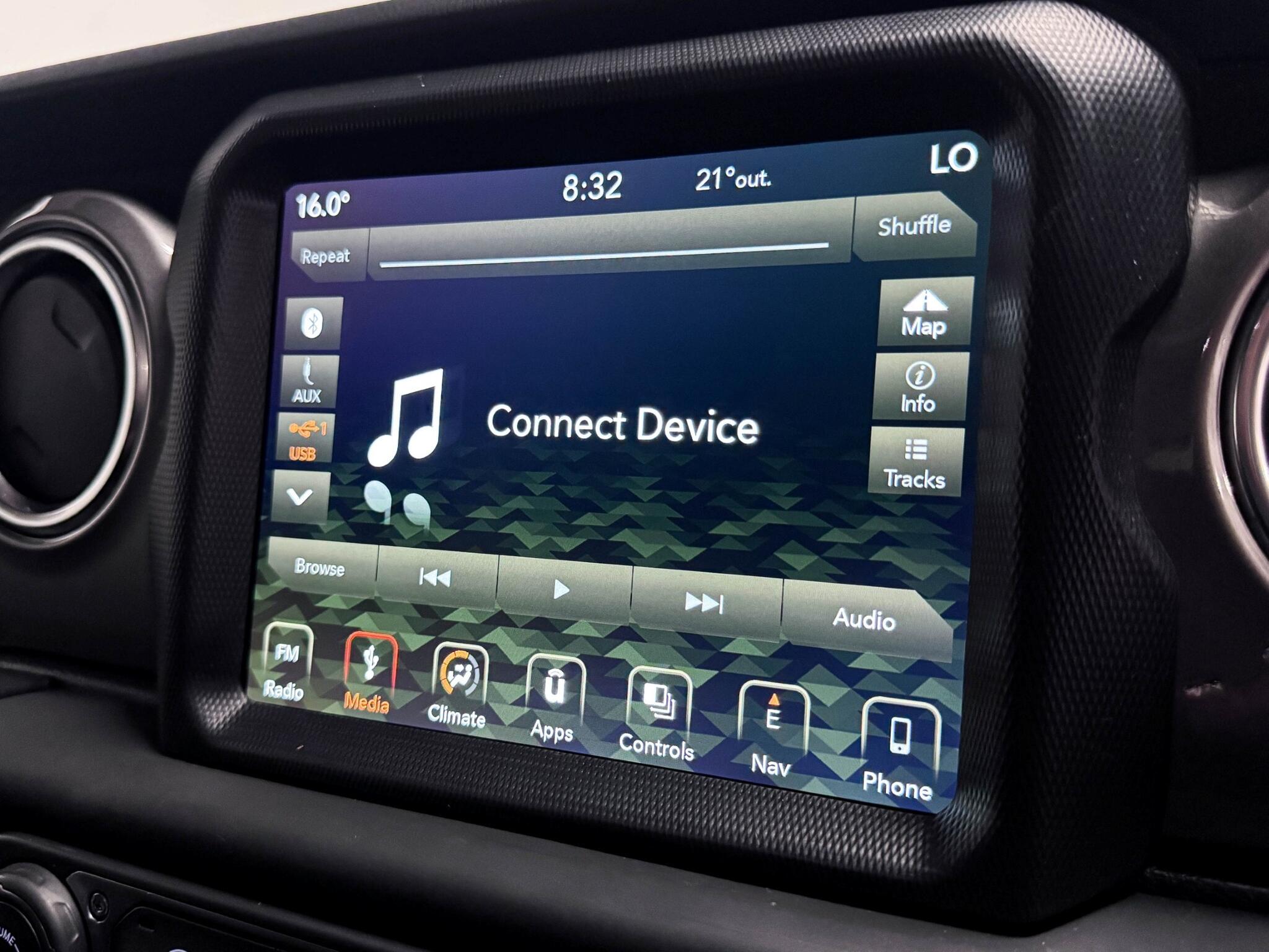 Jeep Wrangler view 39