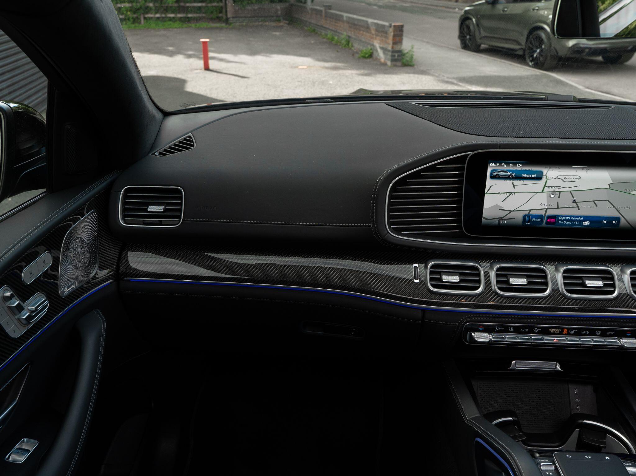 Mercedes-Benz Gle view 33
