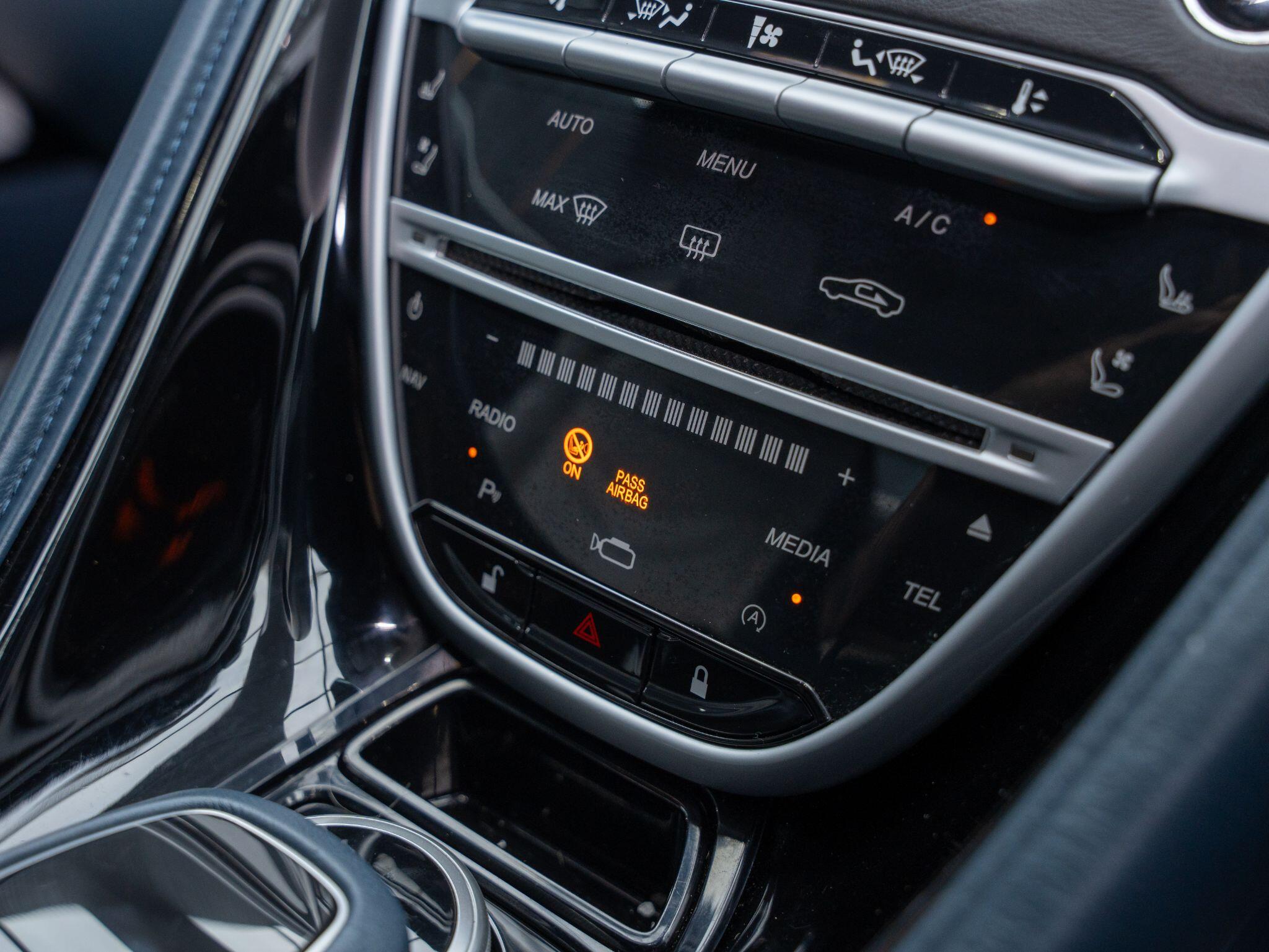 Aston Martin DBS view 22