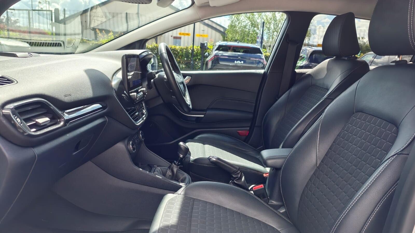Ford Fiesta view 19