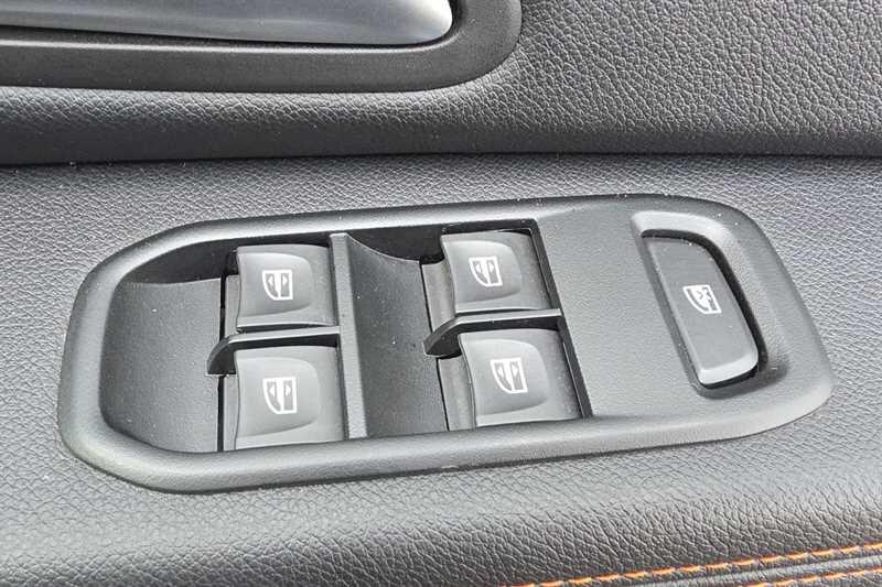 Dacia Duster view 16