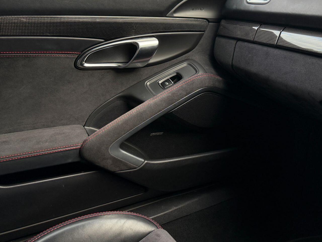 Porsche Cayman view 56