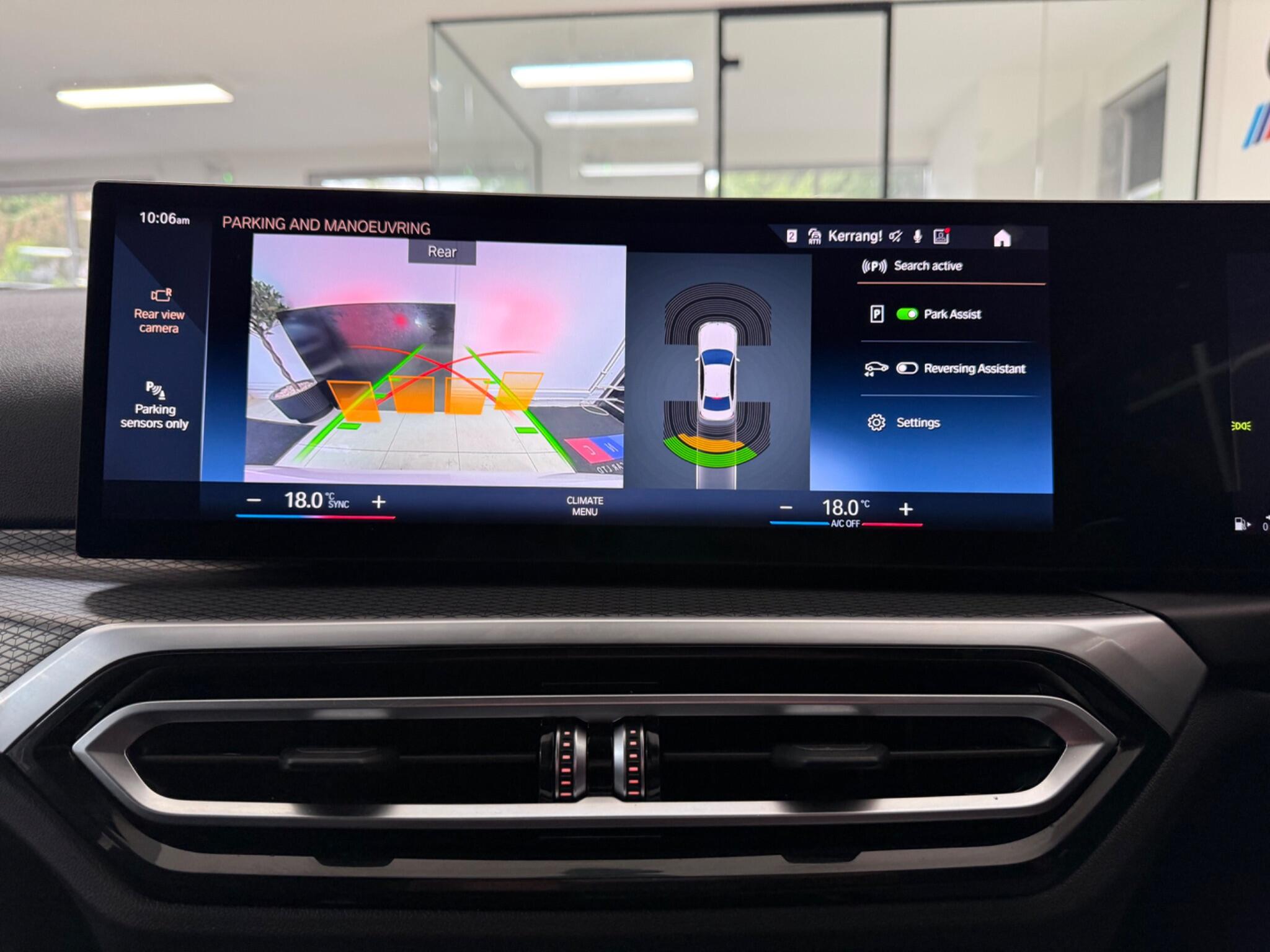 BMW 3 Series view 16