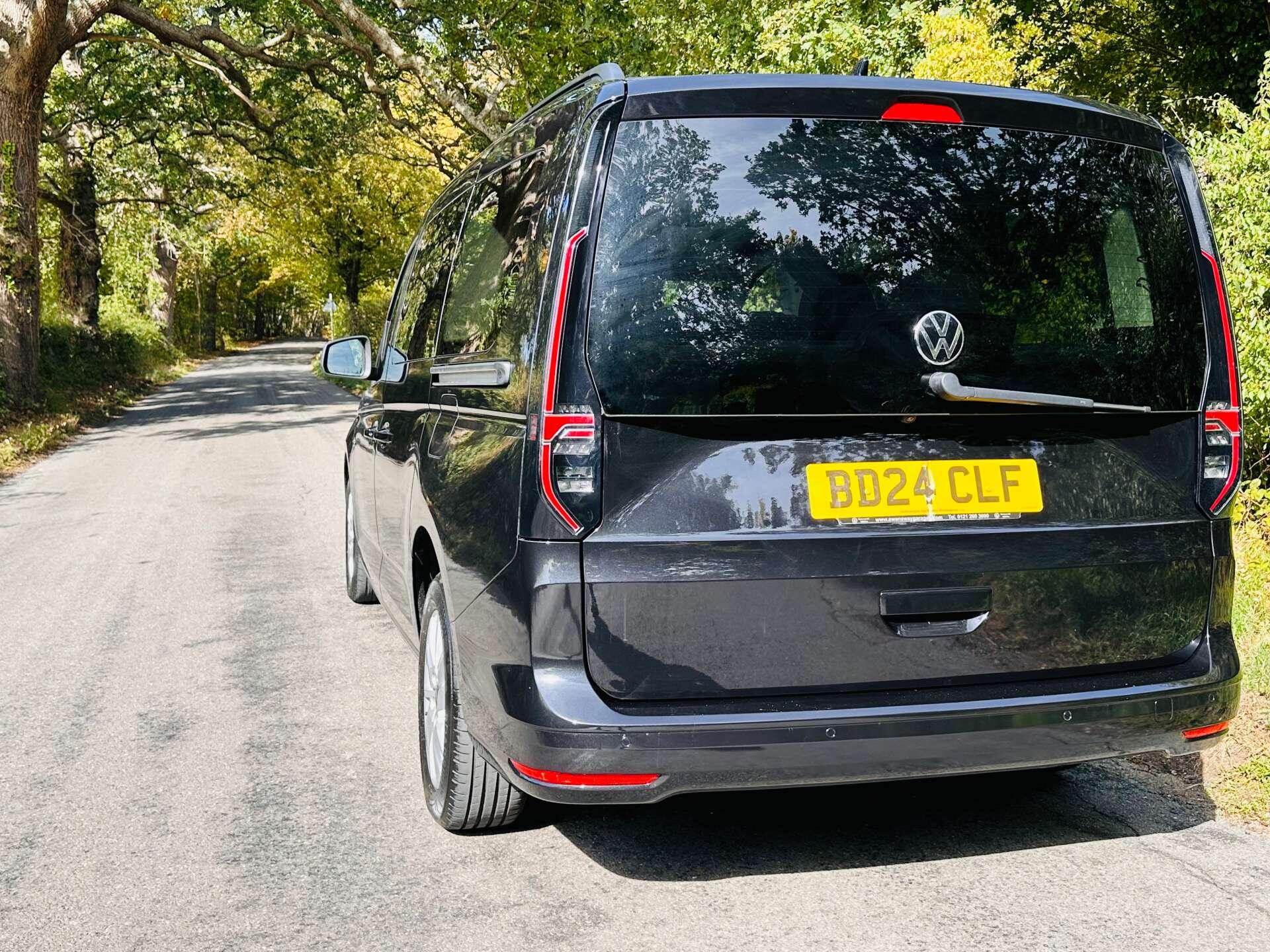 Volkswagen Caddy Maxi view 40