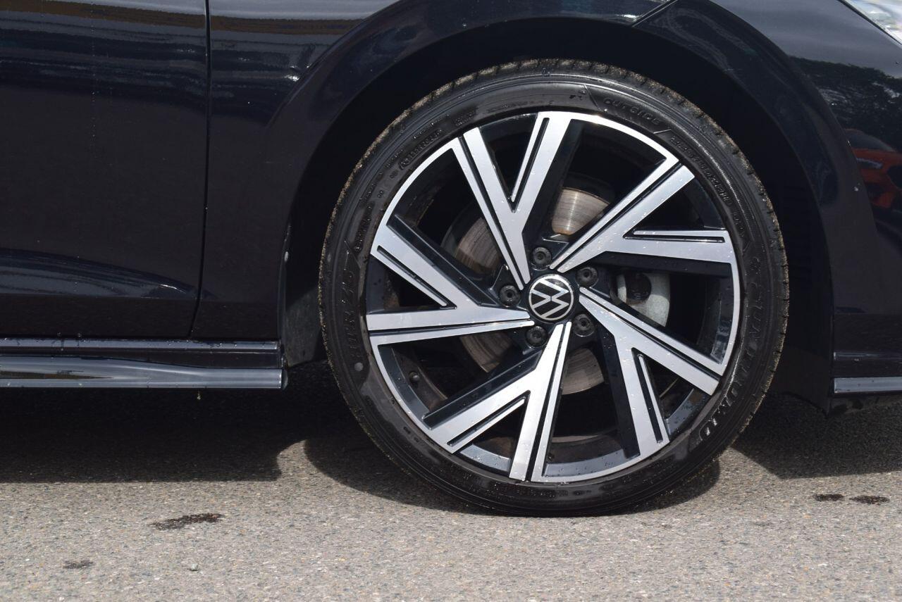Volkswagen Golf view 13