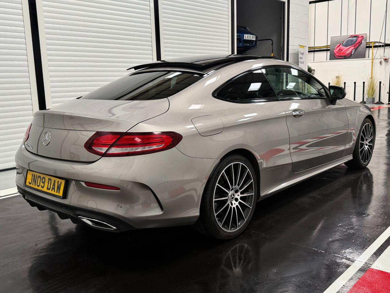 Mercedes-Benz C Class view 17