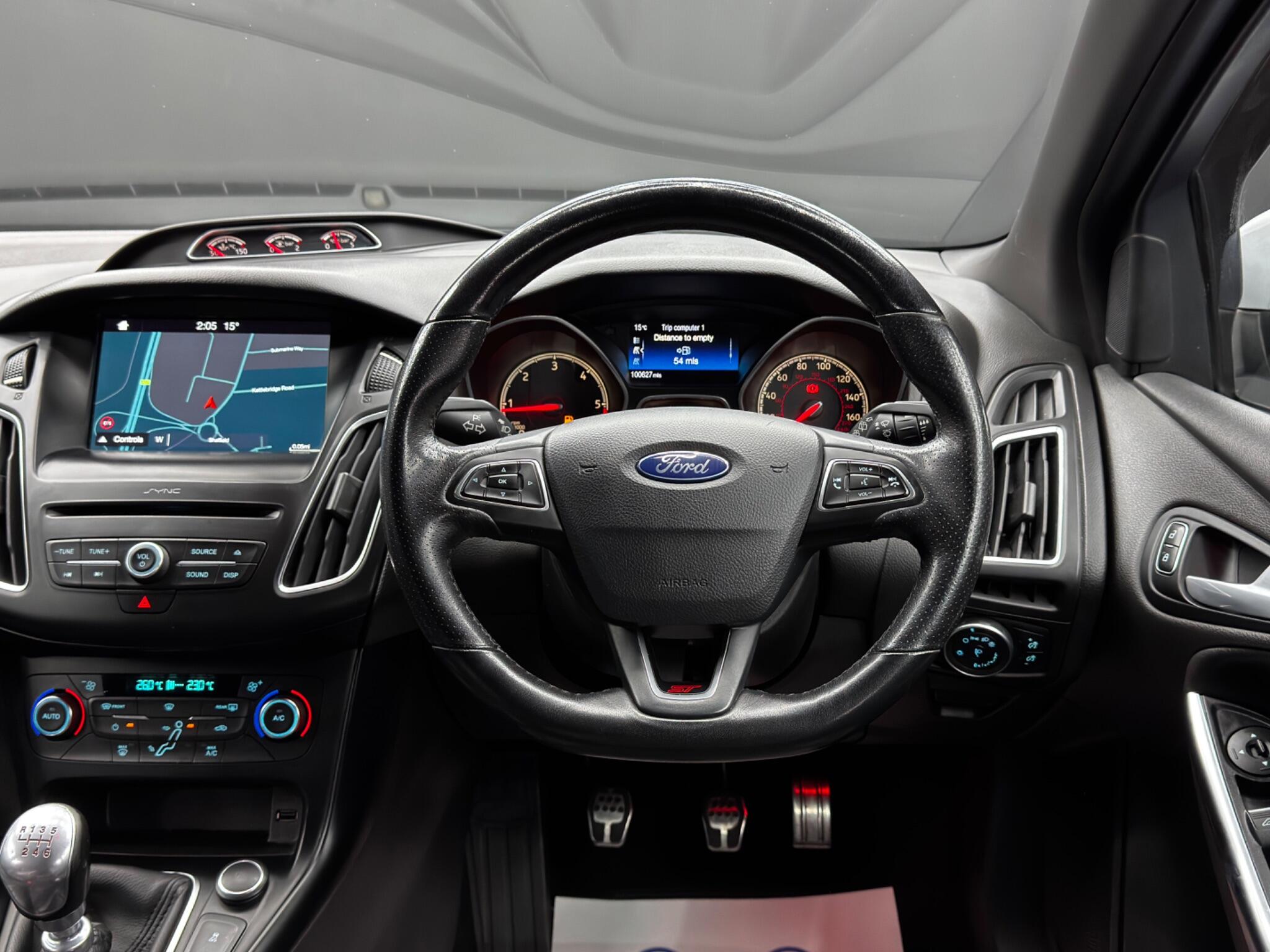 Ford Focus view 18