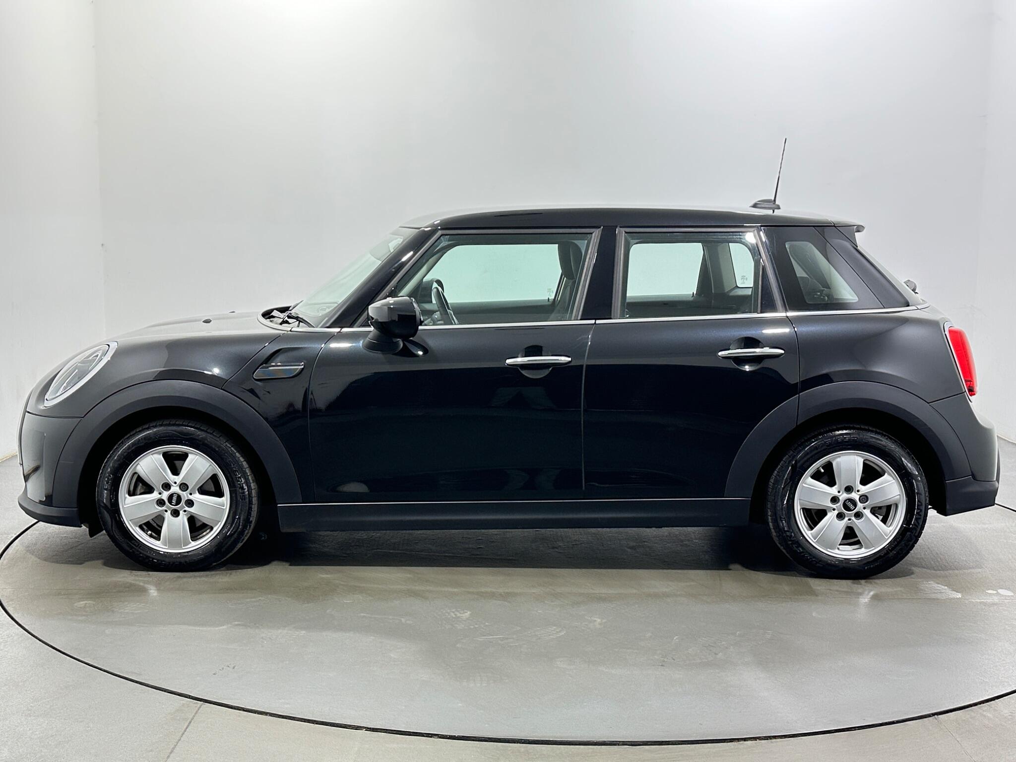 Mini Cooper view 5