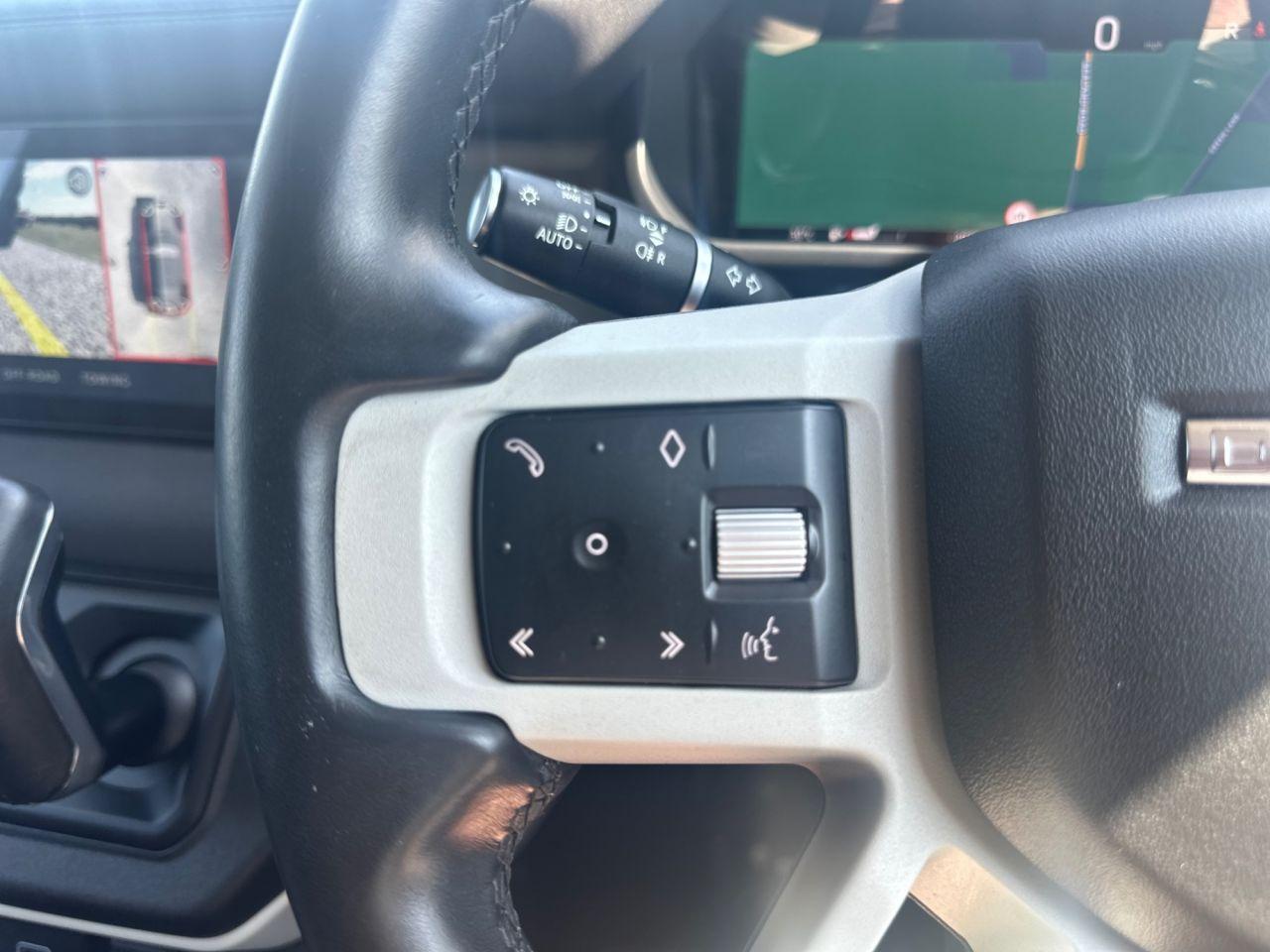 Land Rover Defender view 28