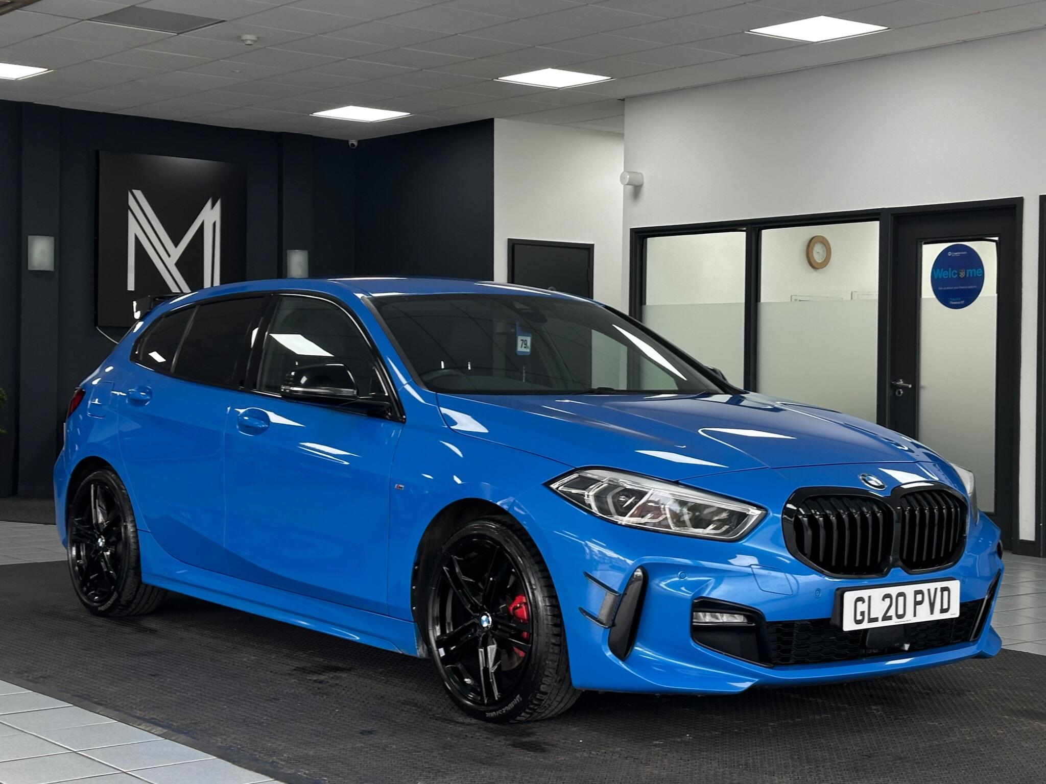 BMW 1 Series view 3