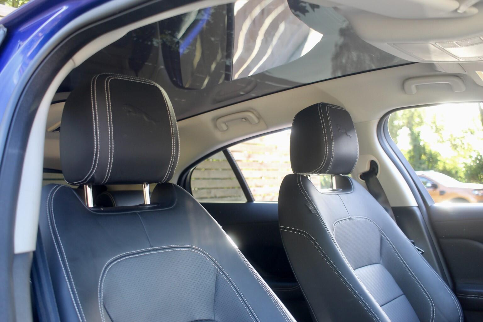 Jaguar I-Pace view 8