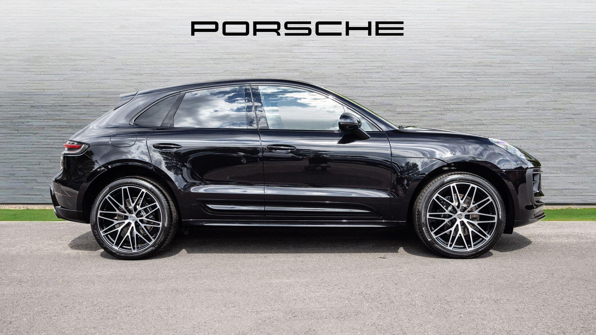 Porsche Macan view 7