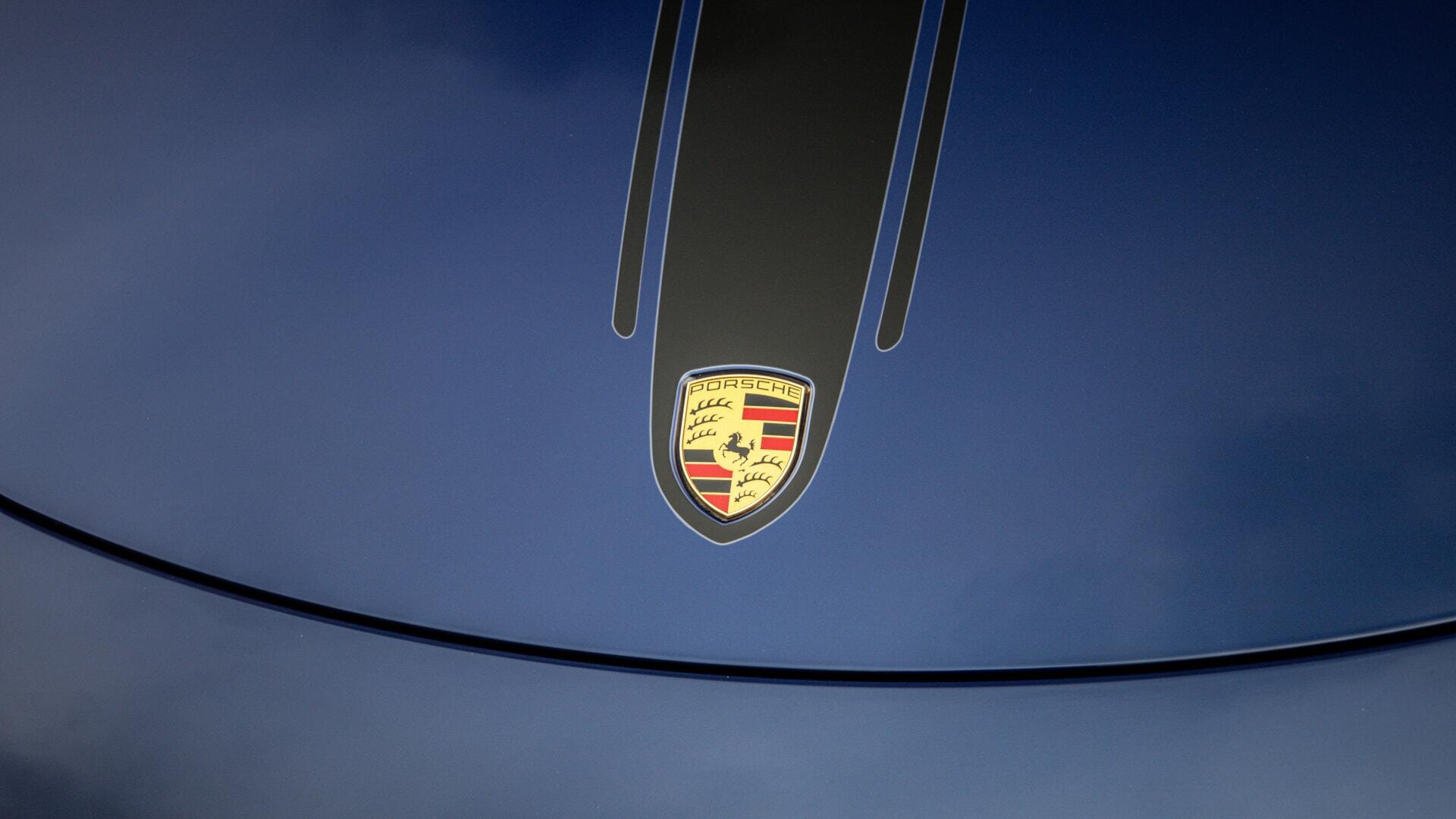 Porsche Cayman view 33