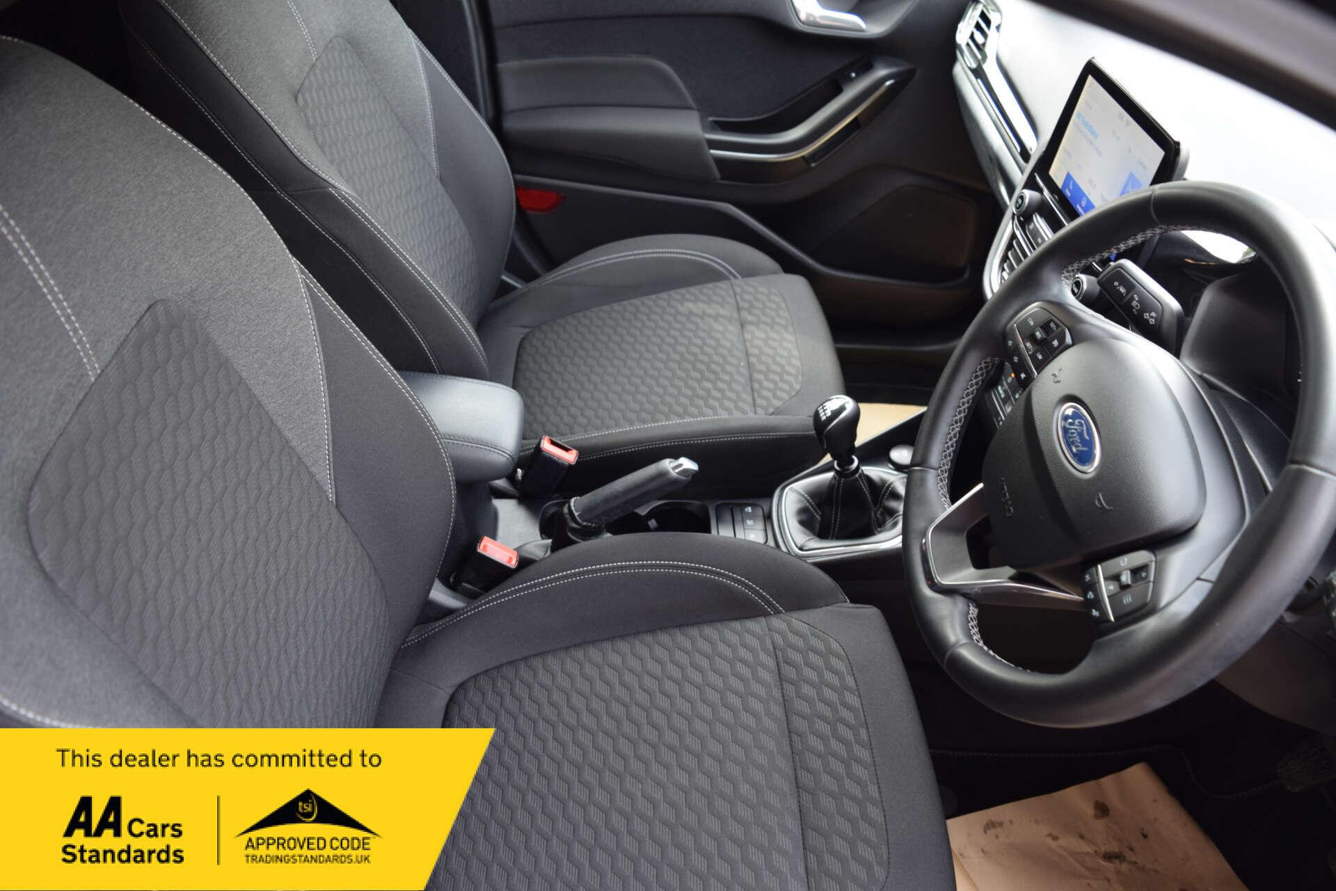 Ford Fiesta view 34