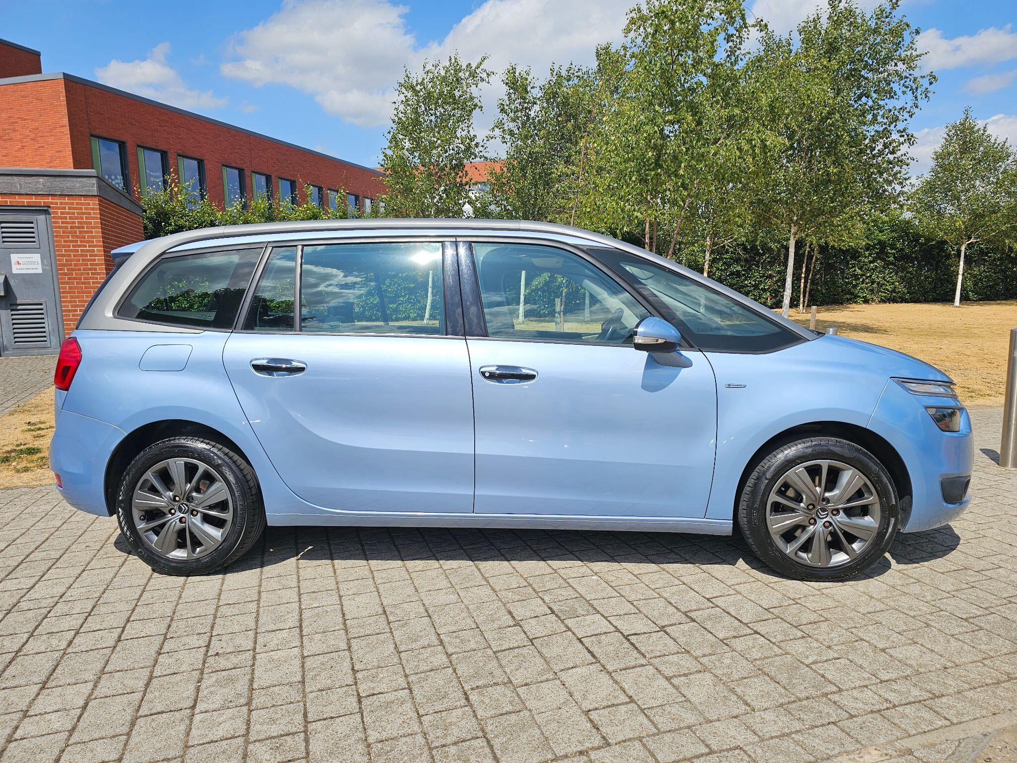Citroen Grand C4 Picasso view 7