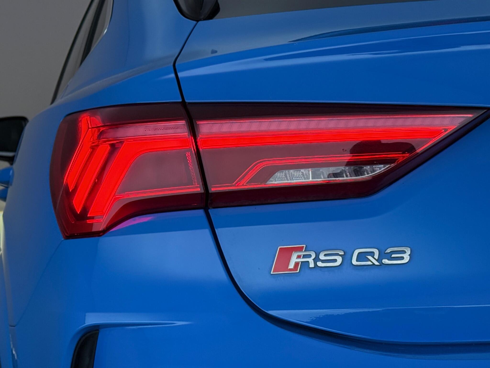 Audi RS Q3 view 14