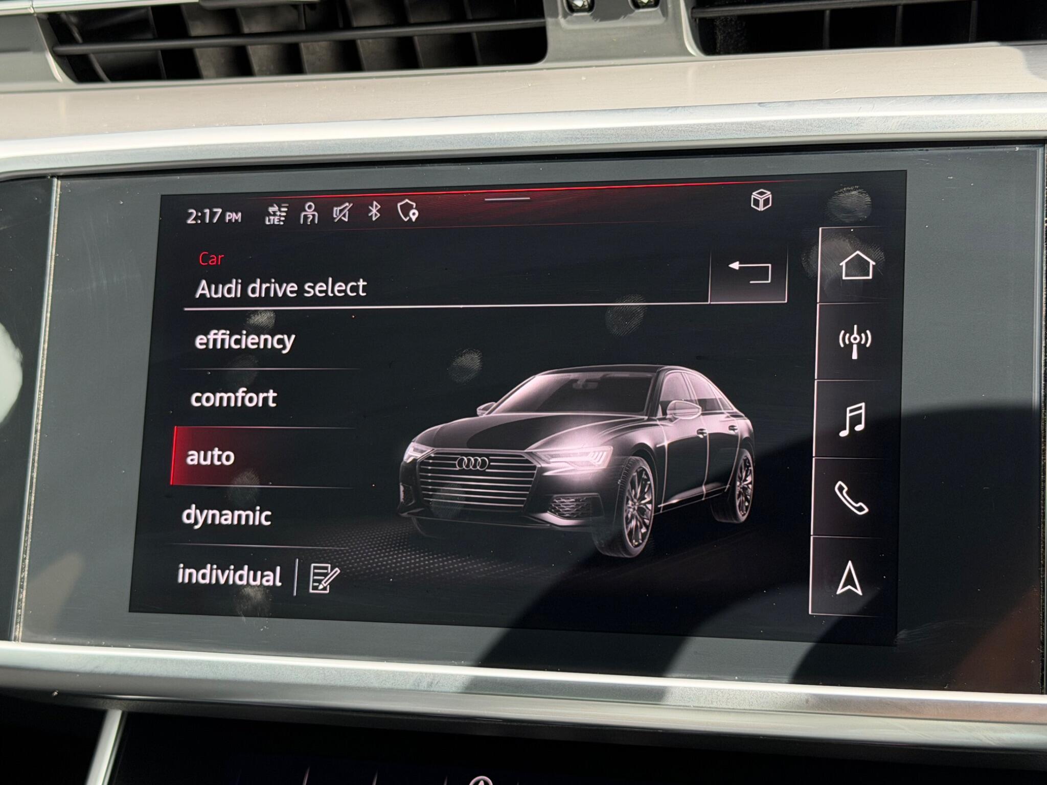 Audi A6 view 36
