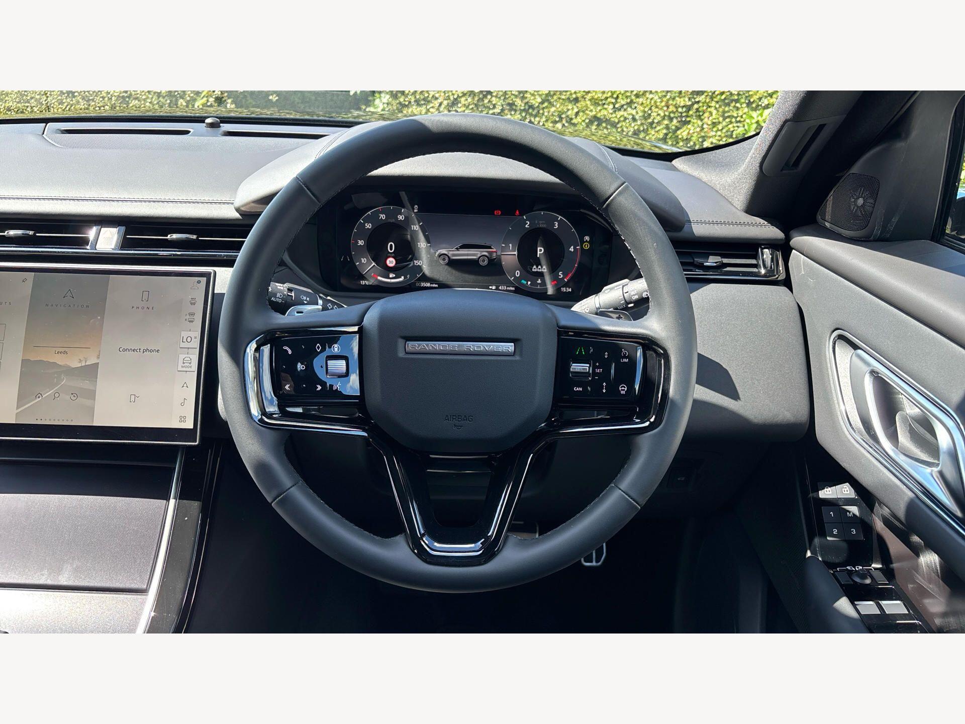 Land Rover Range Rover Velar view 18