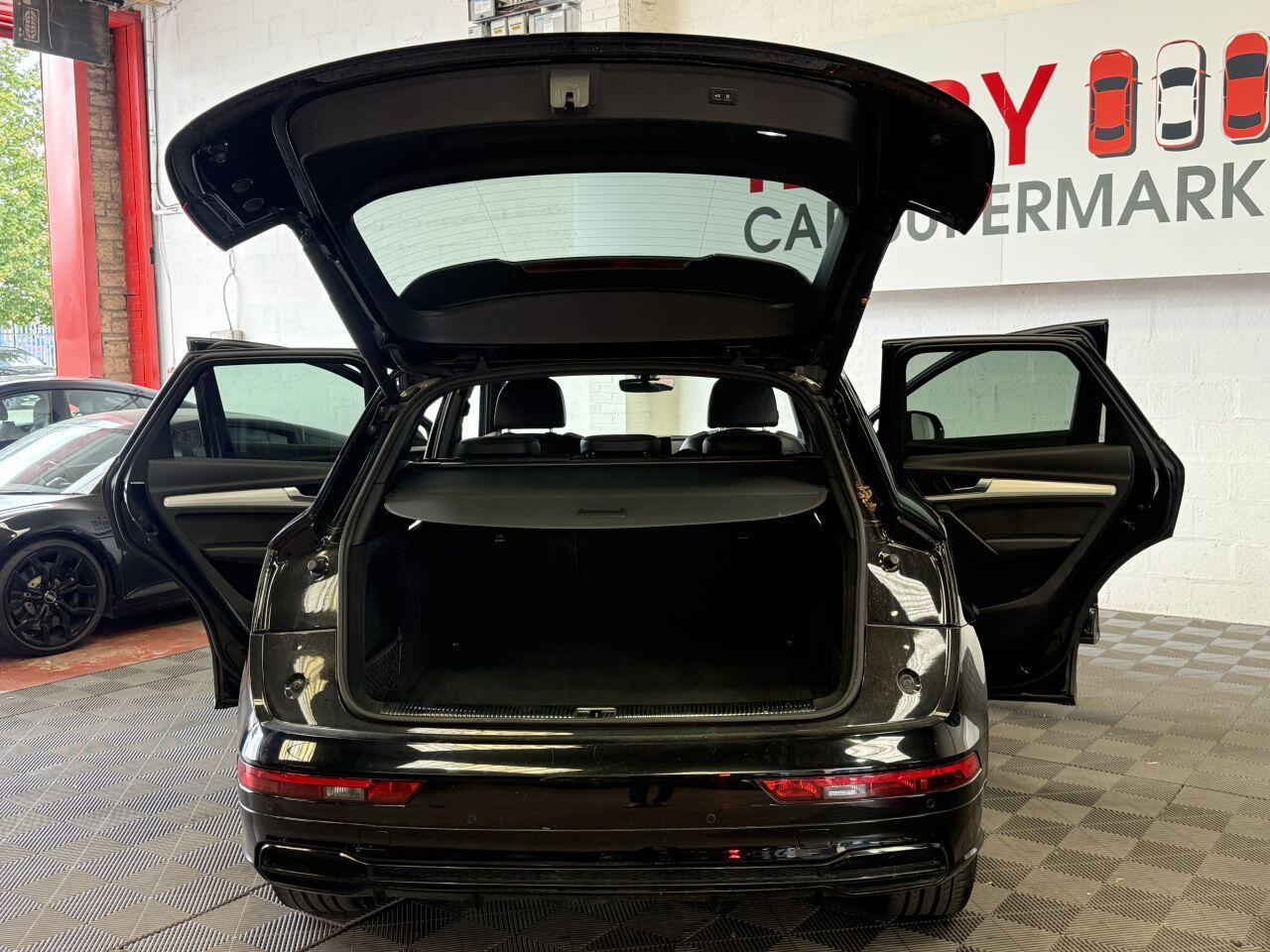 Audi Q5 view 15