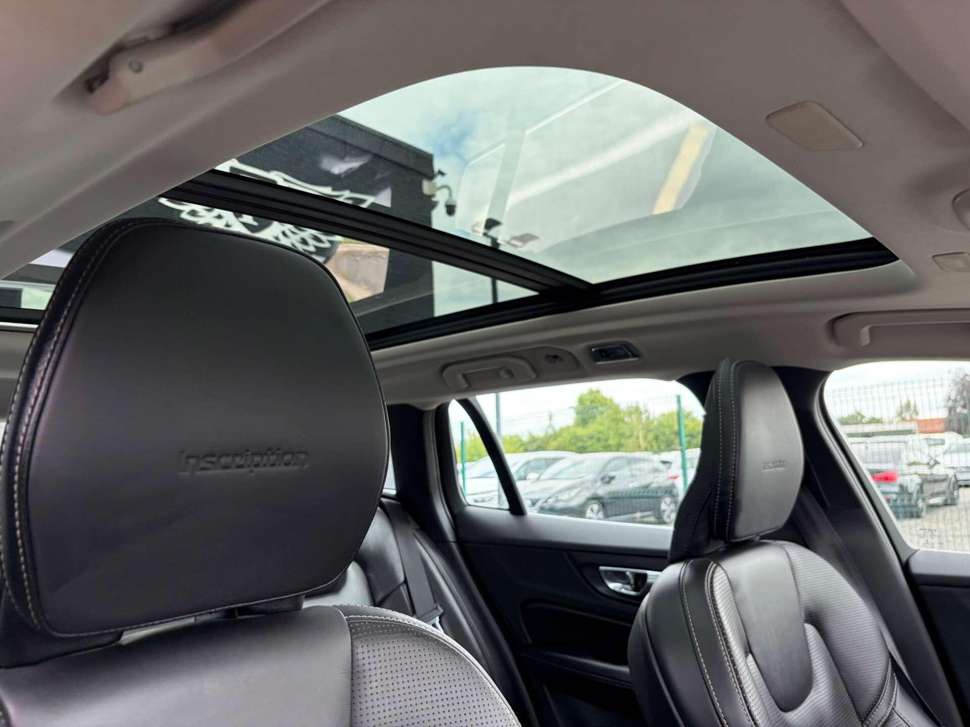 Volvo V60 view 38