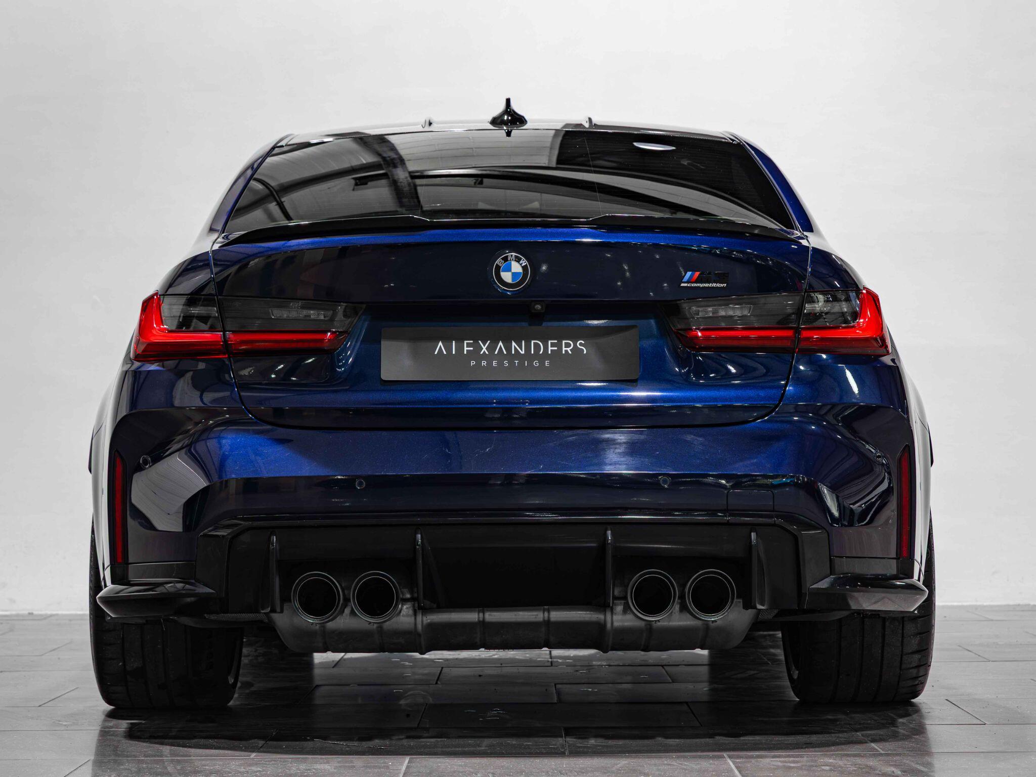 BMW M3 view 11