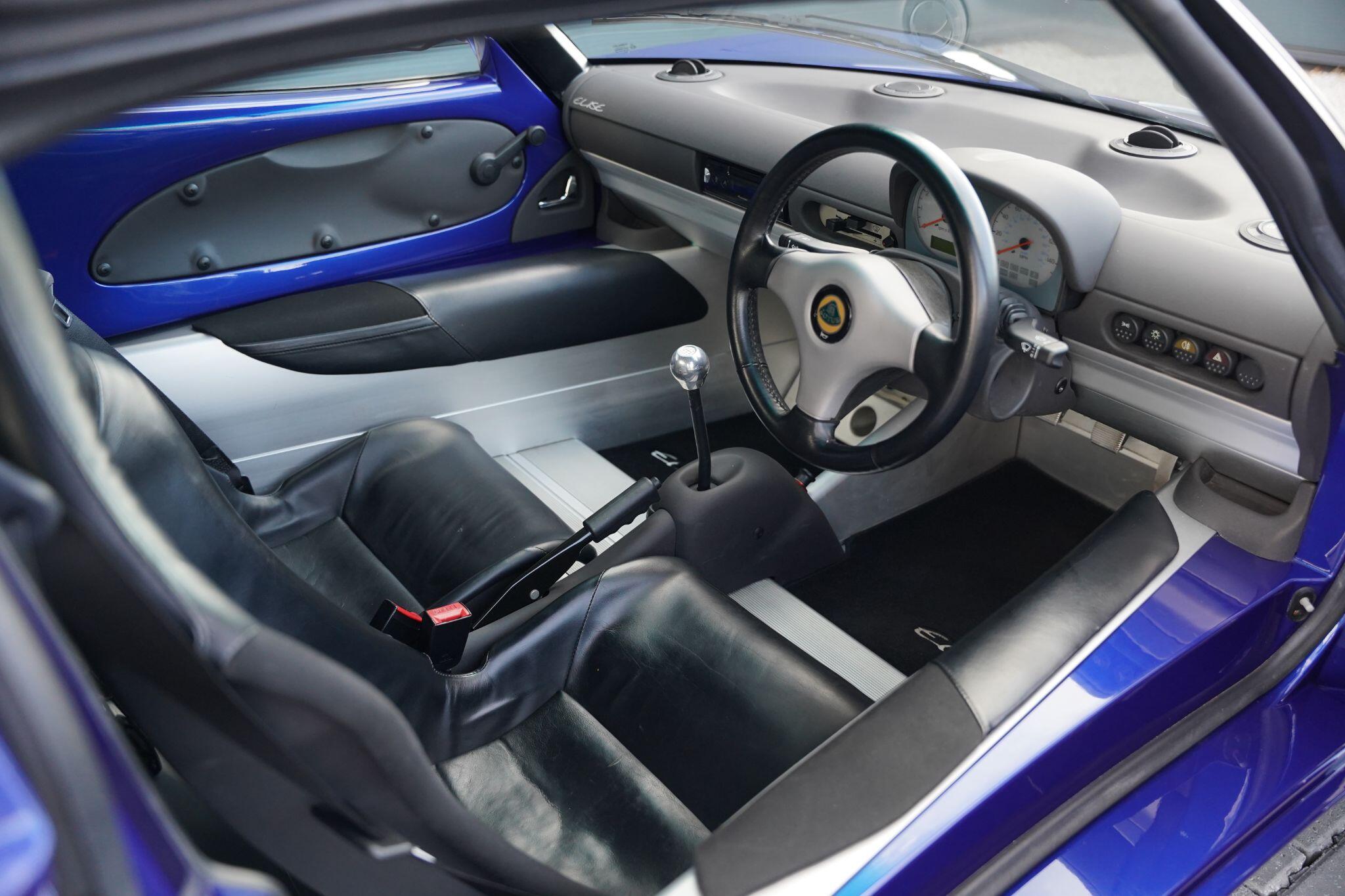 Lotus Elise view 12