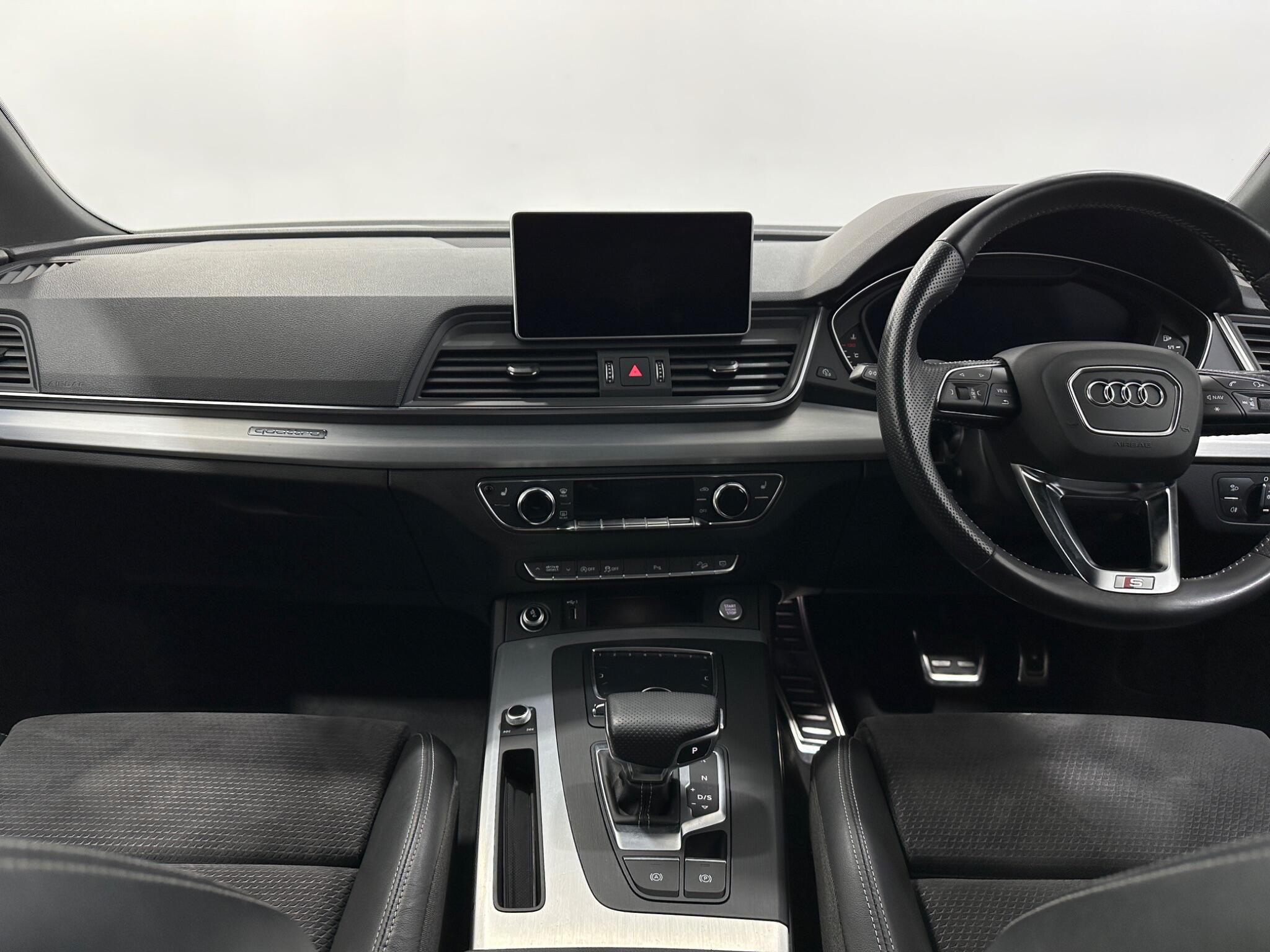 Audi Audi Q5 view 20