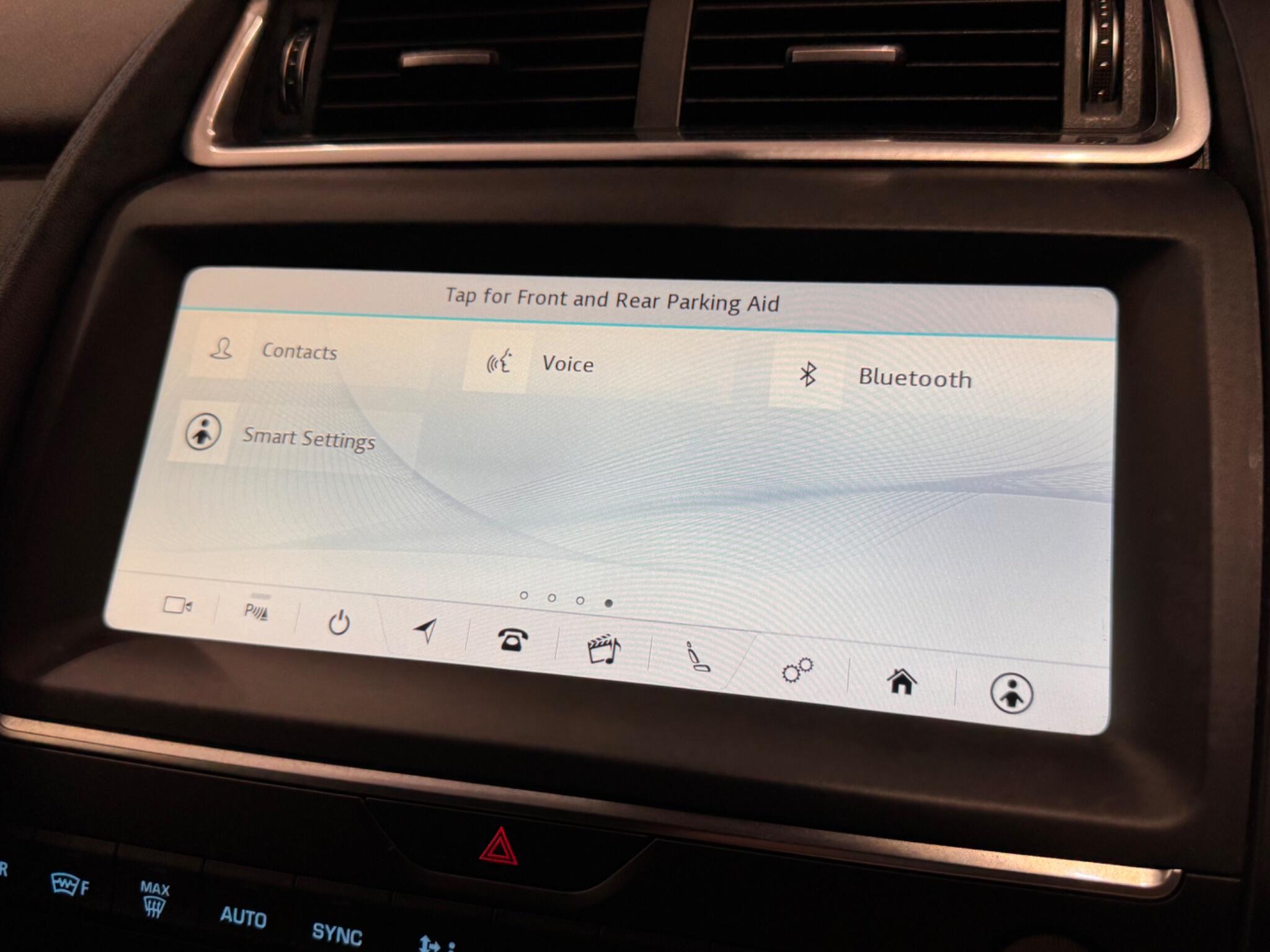 Jaguar E-Pace view 14