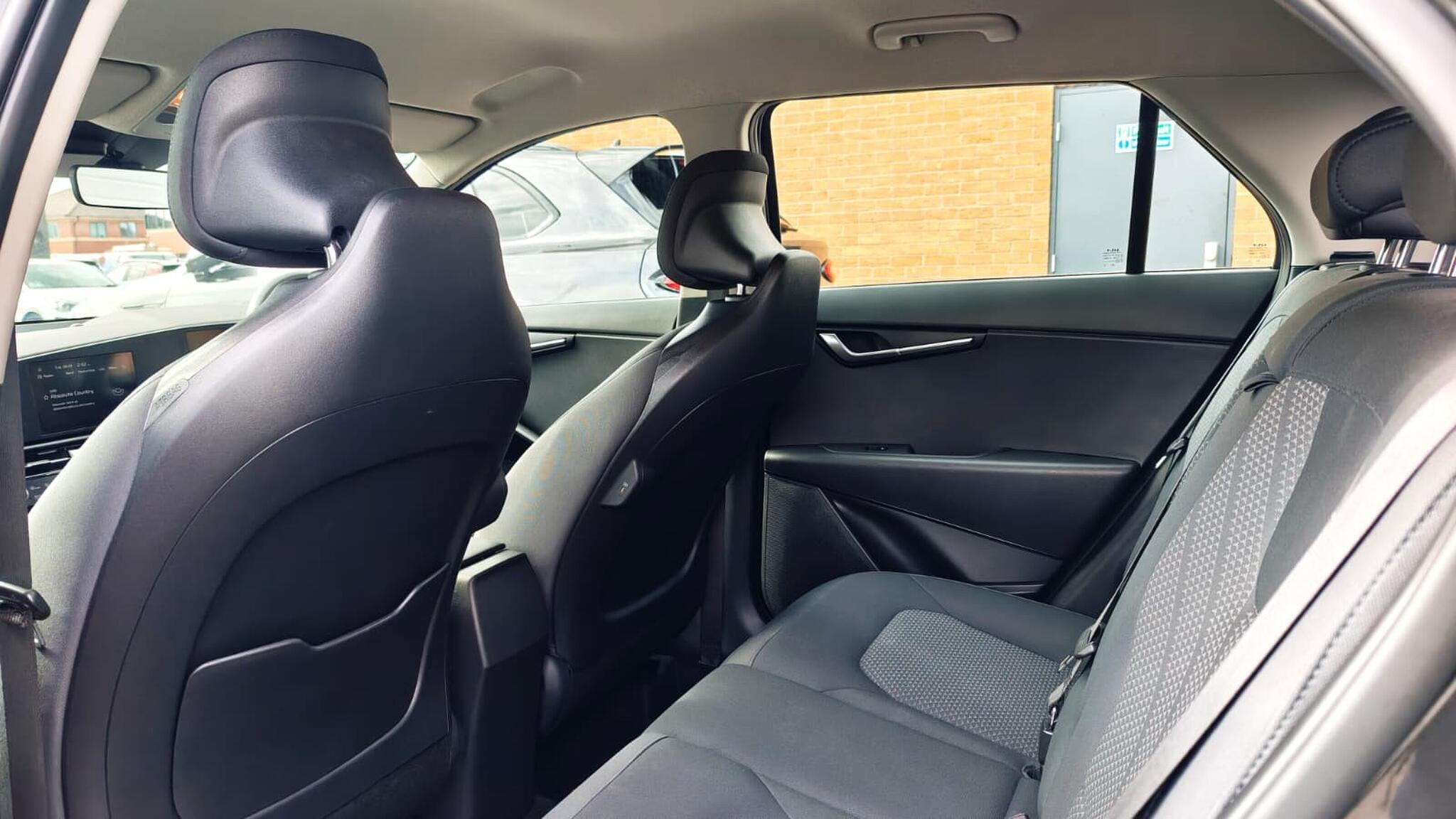 Kia Niro view 23