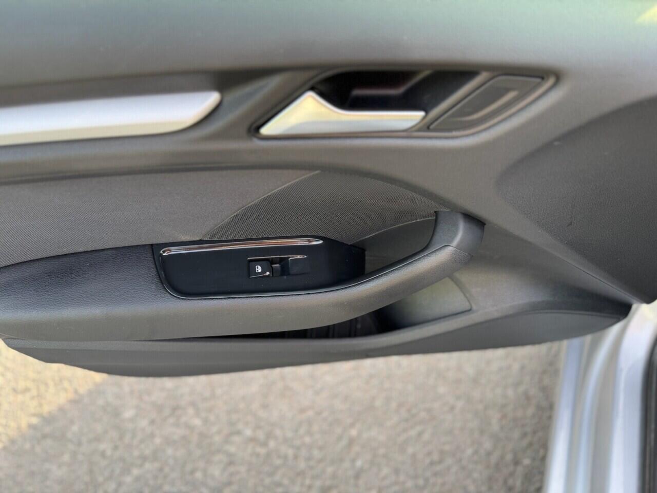 Audi A3 view 25