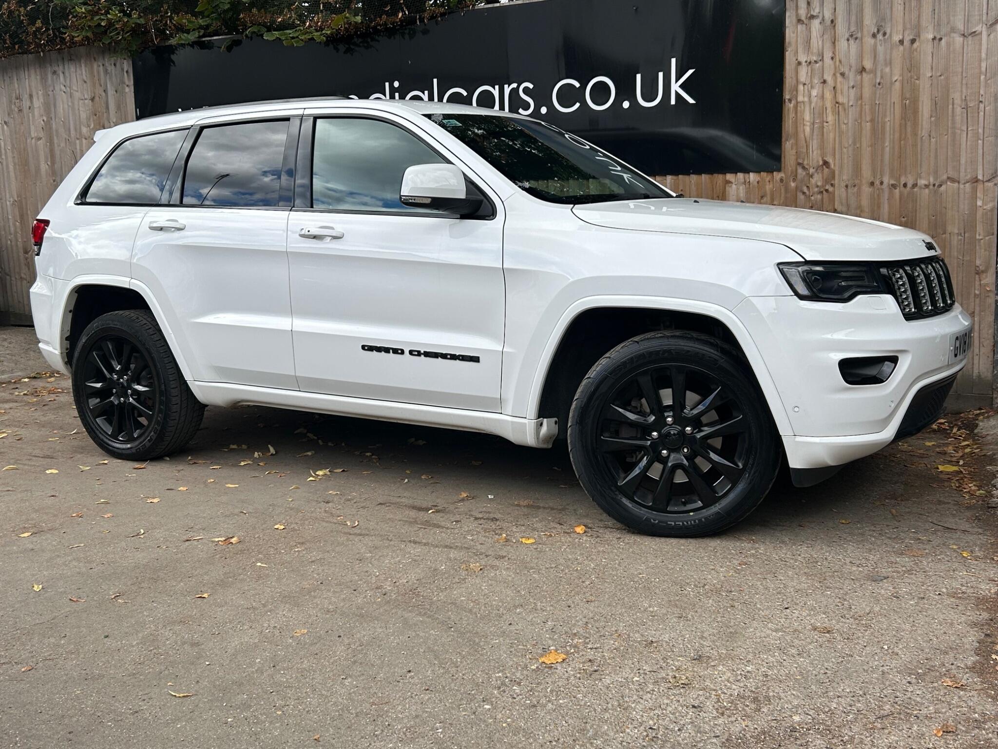 Jeep Grand Cherokee view 7