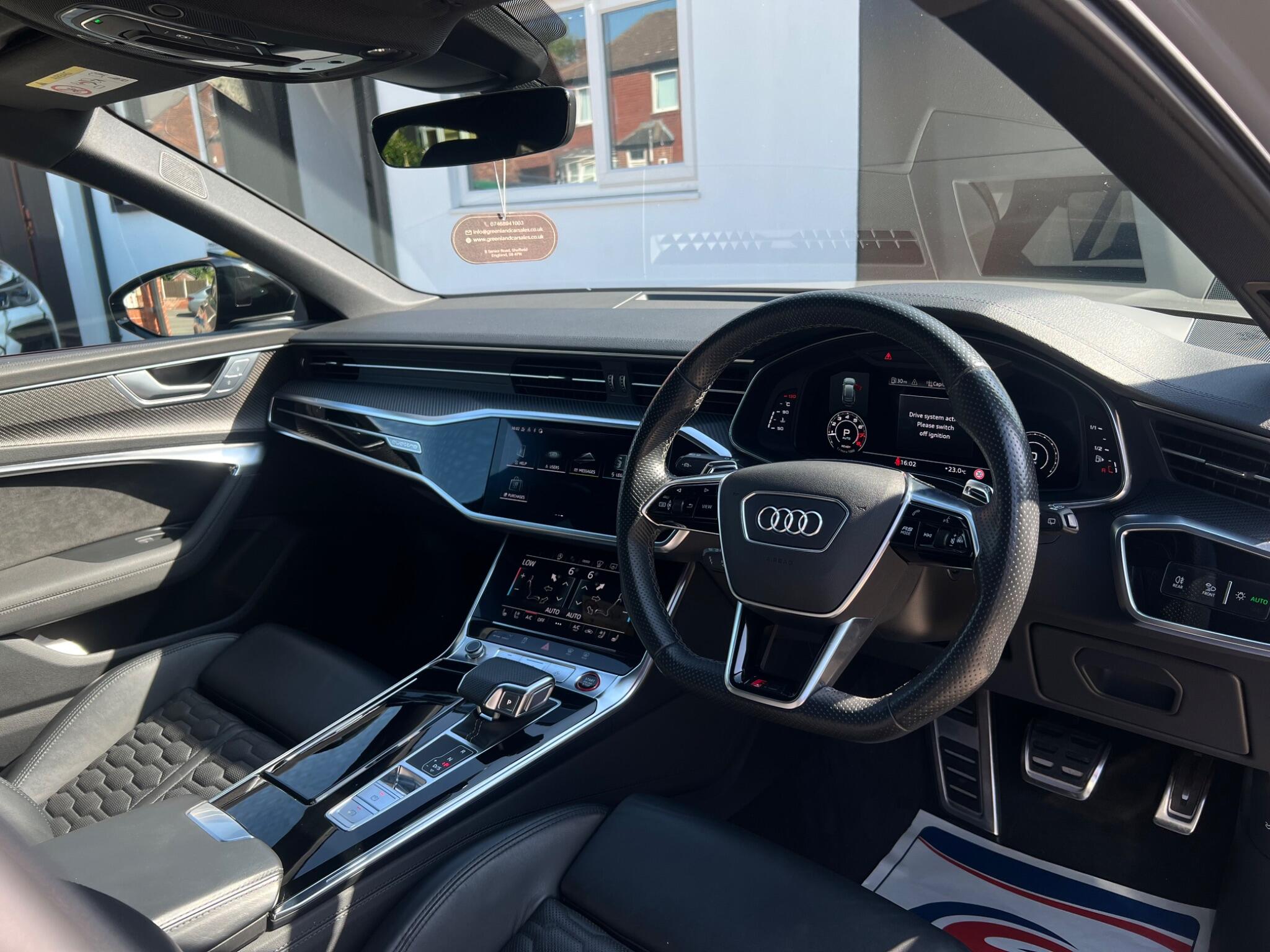 Audi RS6 view 47