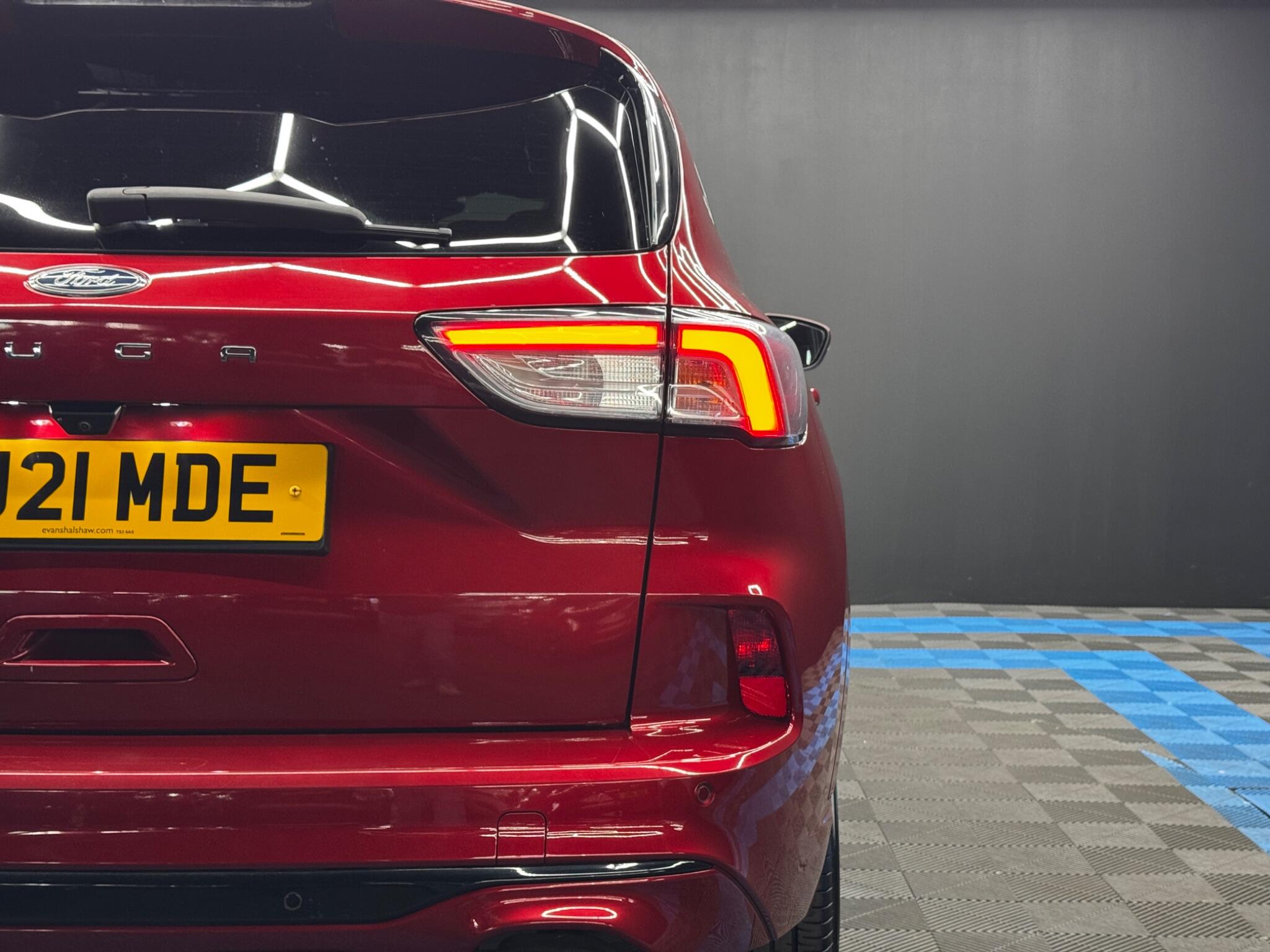 Ford Kuga view 48
