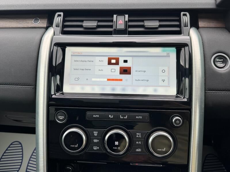 Land Rover Discovery view 42