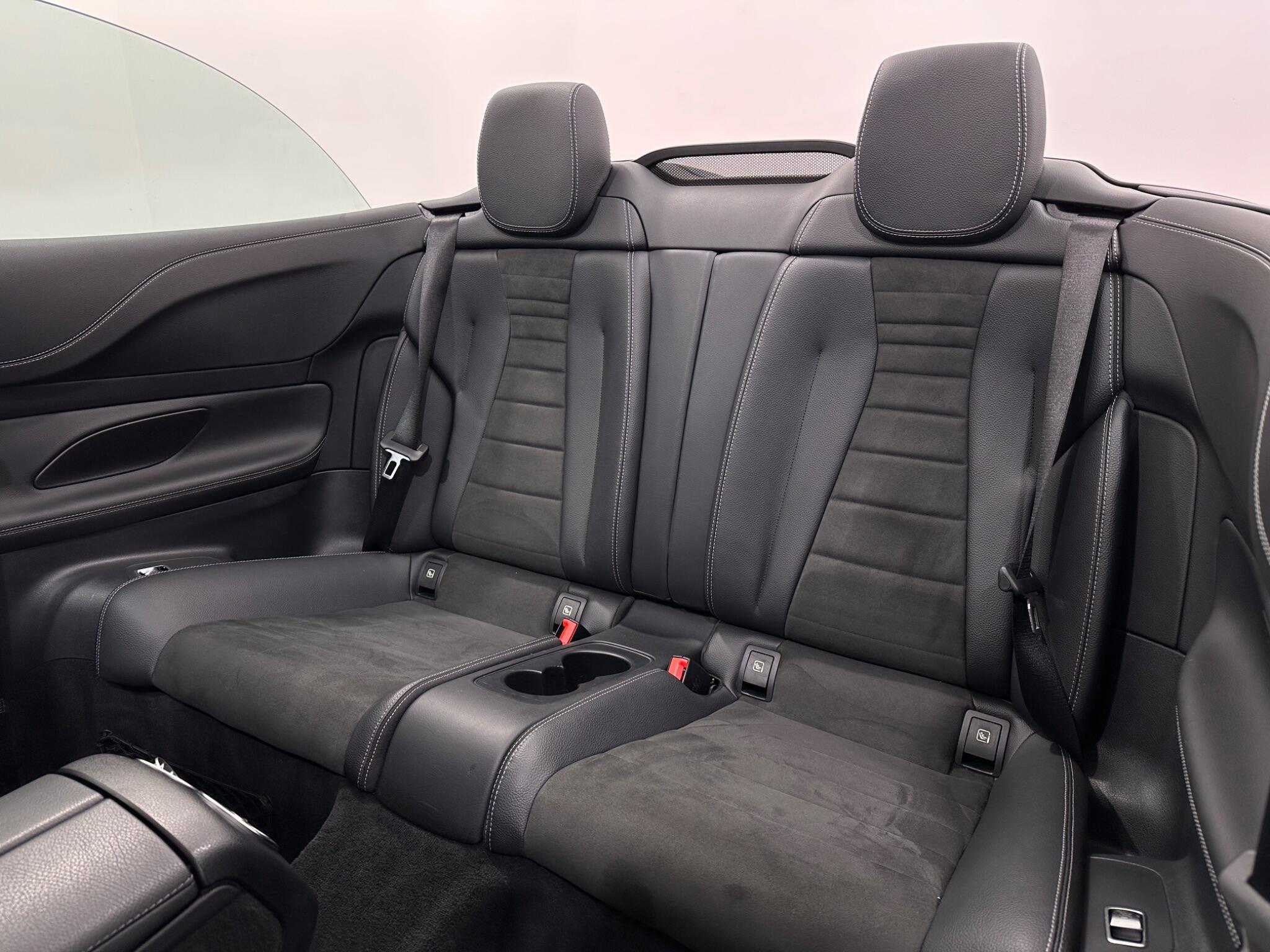 Mercedes-Benz E-Class view 39