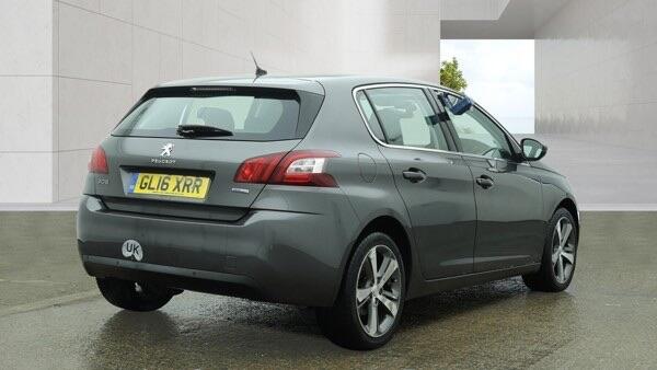 Peugeot 308 view 5