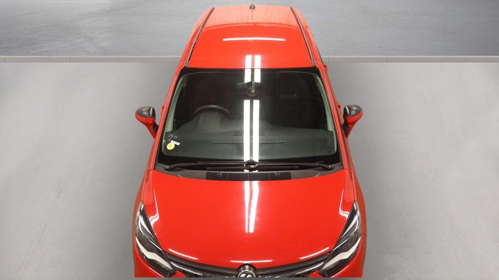 Vauxhall Zafira Tourer view 7