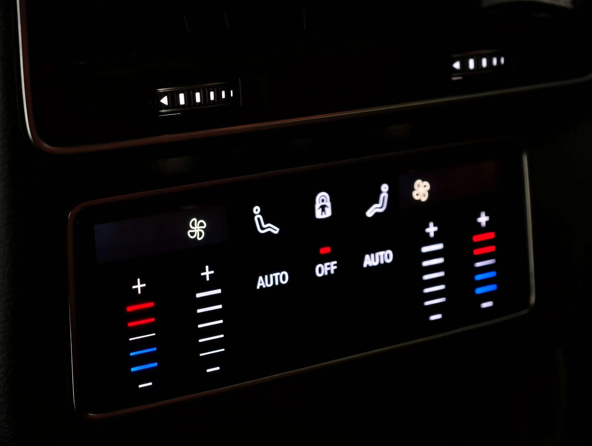Audi SQ8 view 19