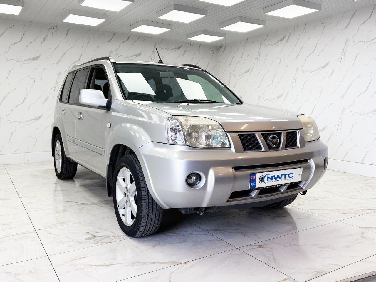 Nissan X-Trail view 4