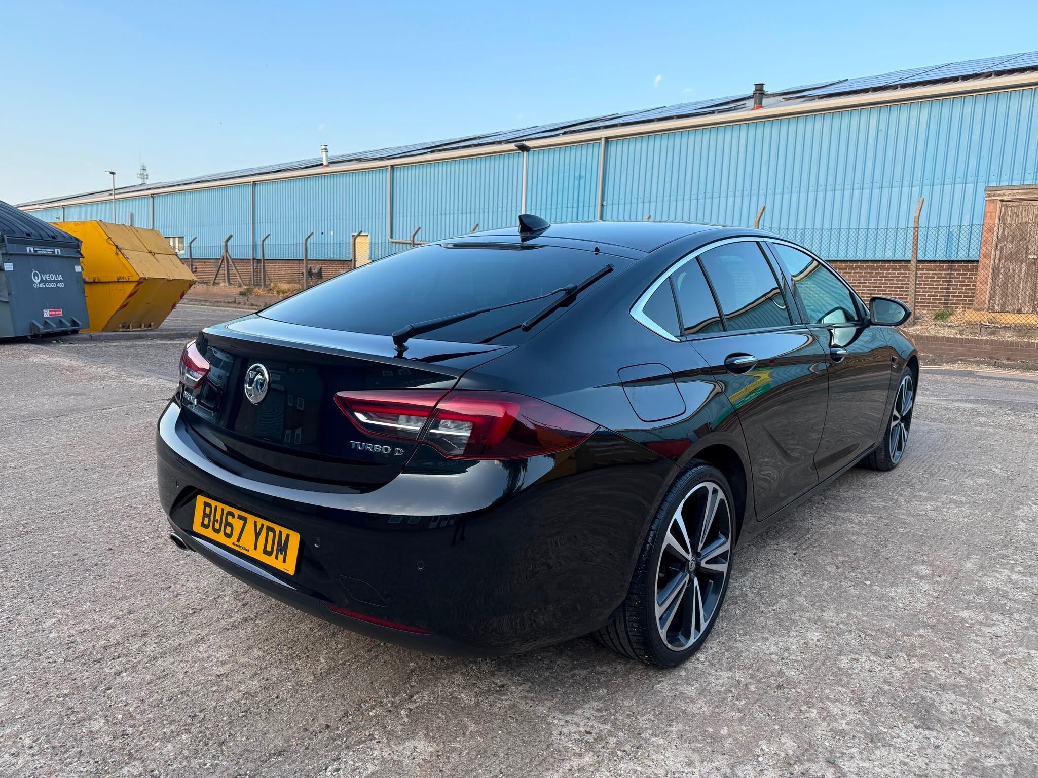 Vauxhall Insignia view 18