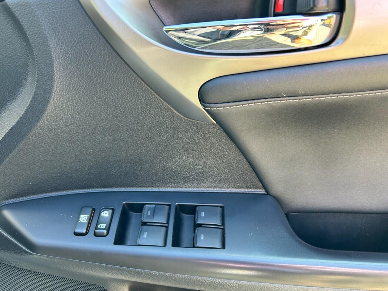 Lexus CT view 24