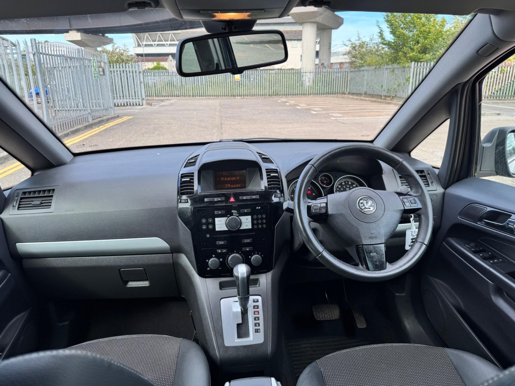 Vauxhall Zafira view 22