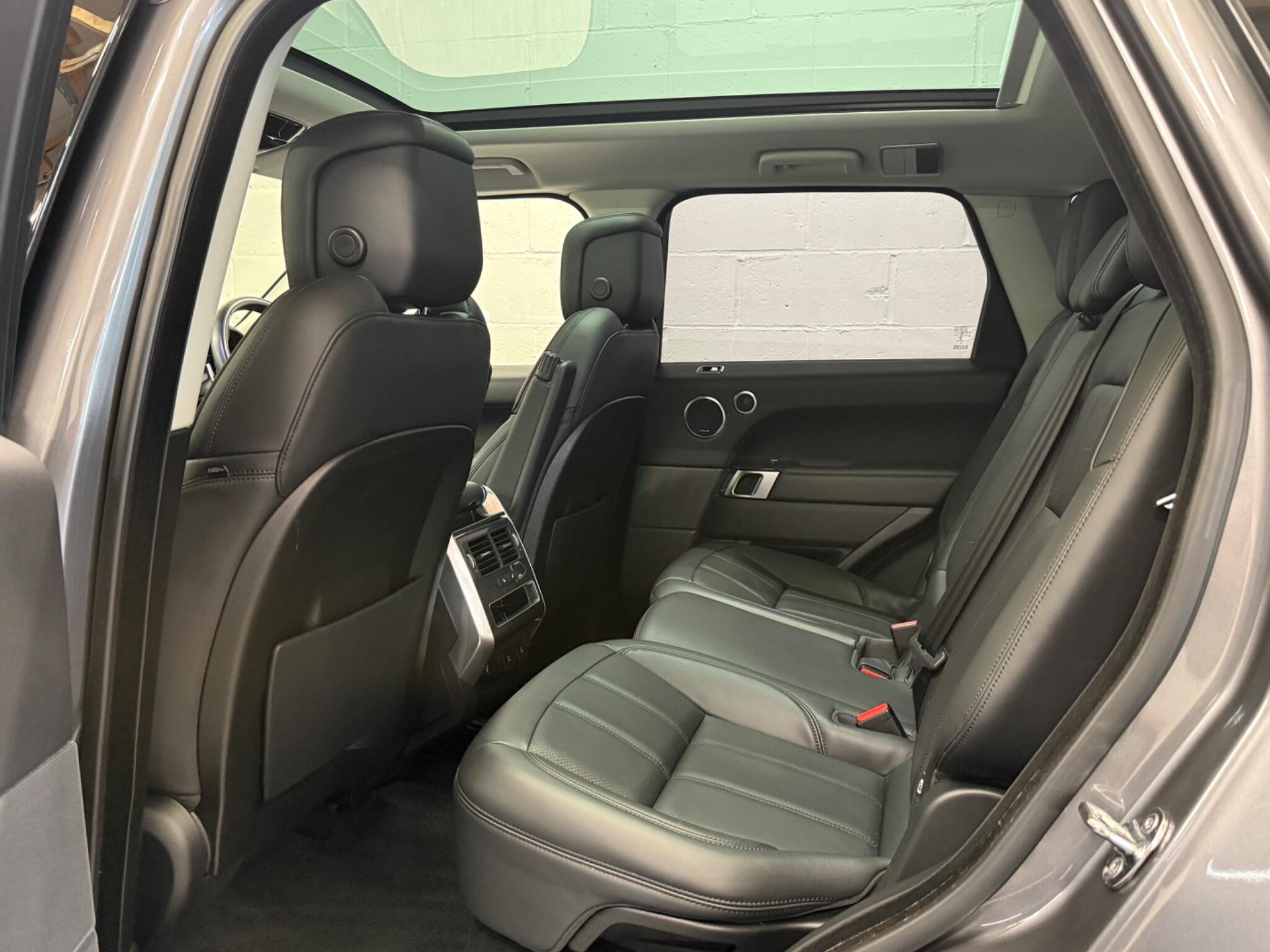 Land Rover Range Rover Sport view 14