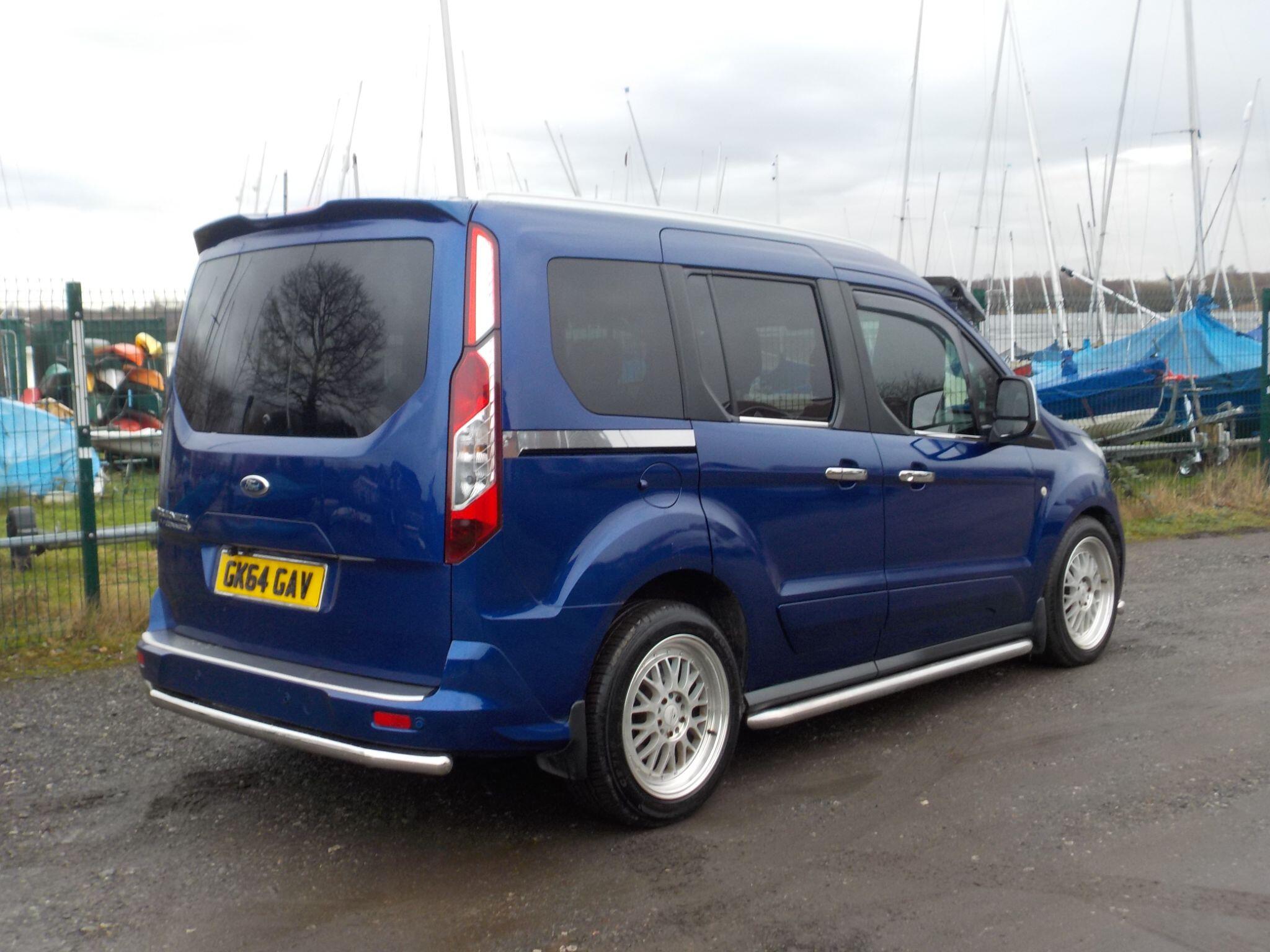 Ford Tourneo Connect 1.6 TDCi Titanium Euro 5 5dr