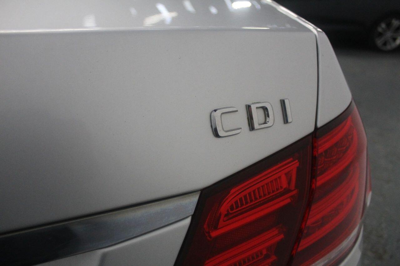 Mercedes-Benz E-Class view 17